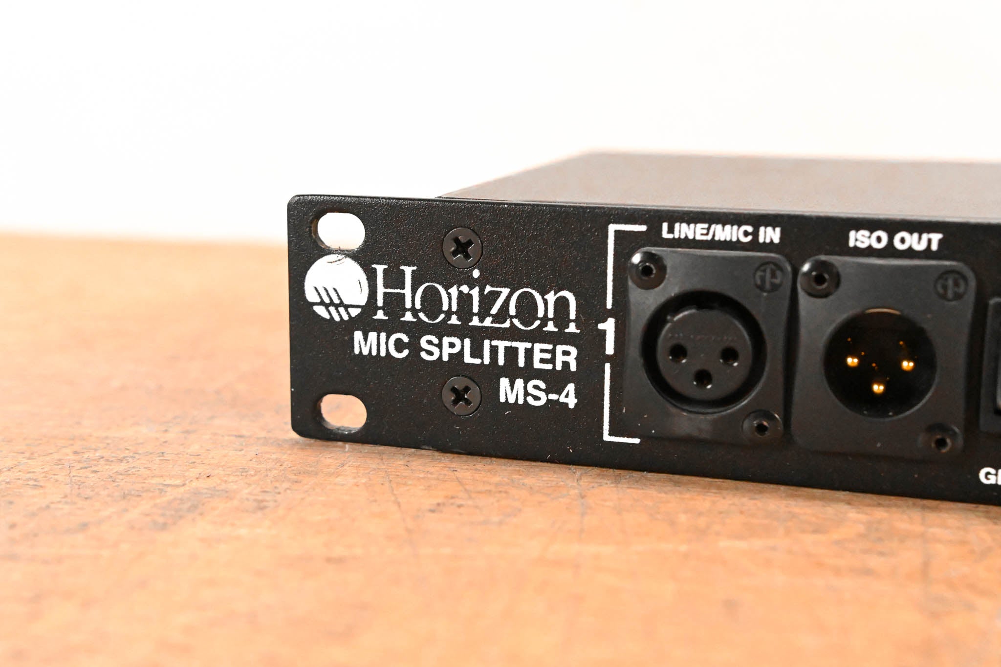 Horizon MS-4 4-Channel Rackmount Mic Splitter