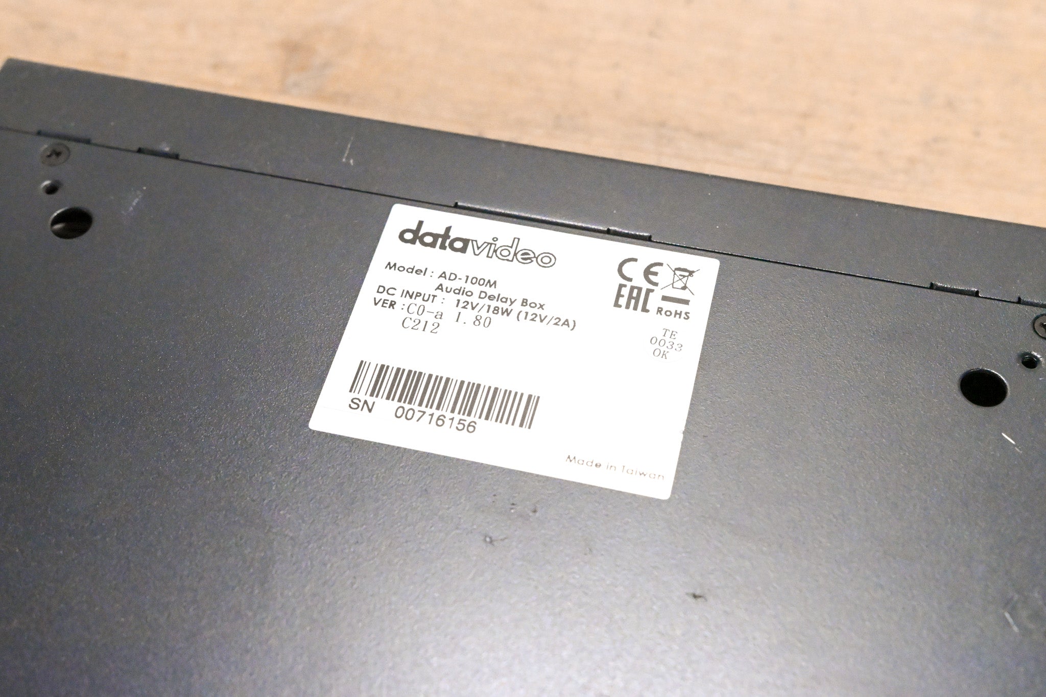 Datavideo AD-100M Audio Delay Box w/ Microphone Input (NO POWER SUPPLY)