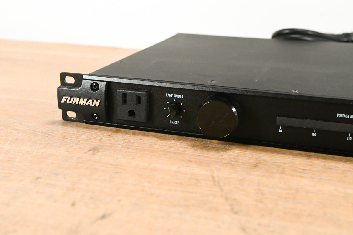 Furman PL-PLUS C 15A Power Conditioner with Voltmeter
