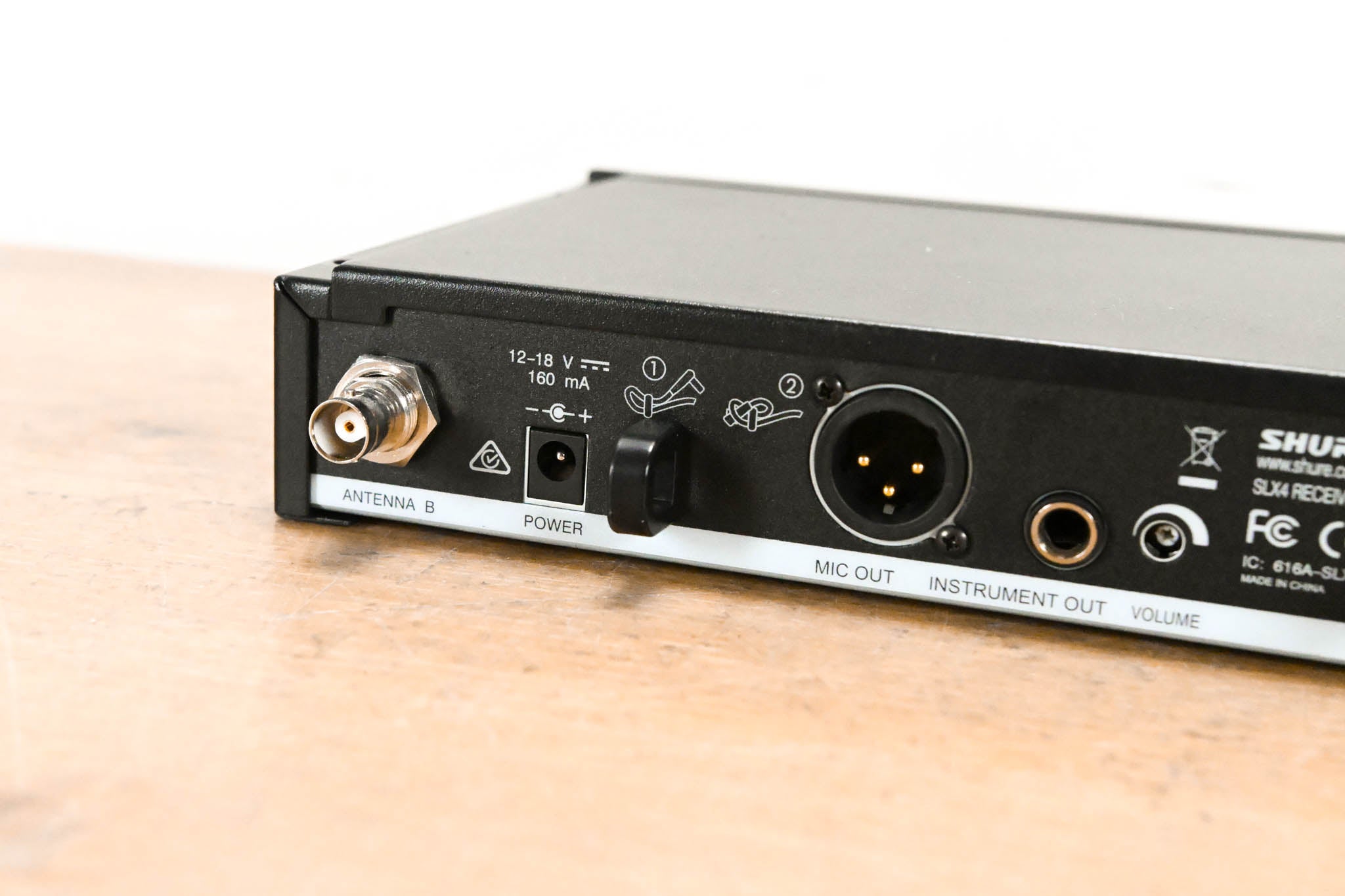 Shure SLX24/SM58 Handheld Wireless System - G5 Band (NO POWER SUPPLY)