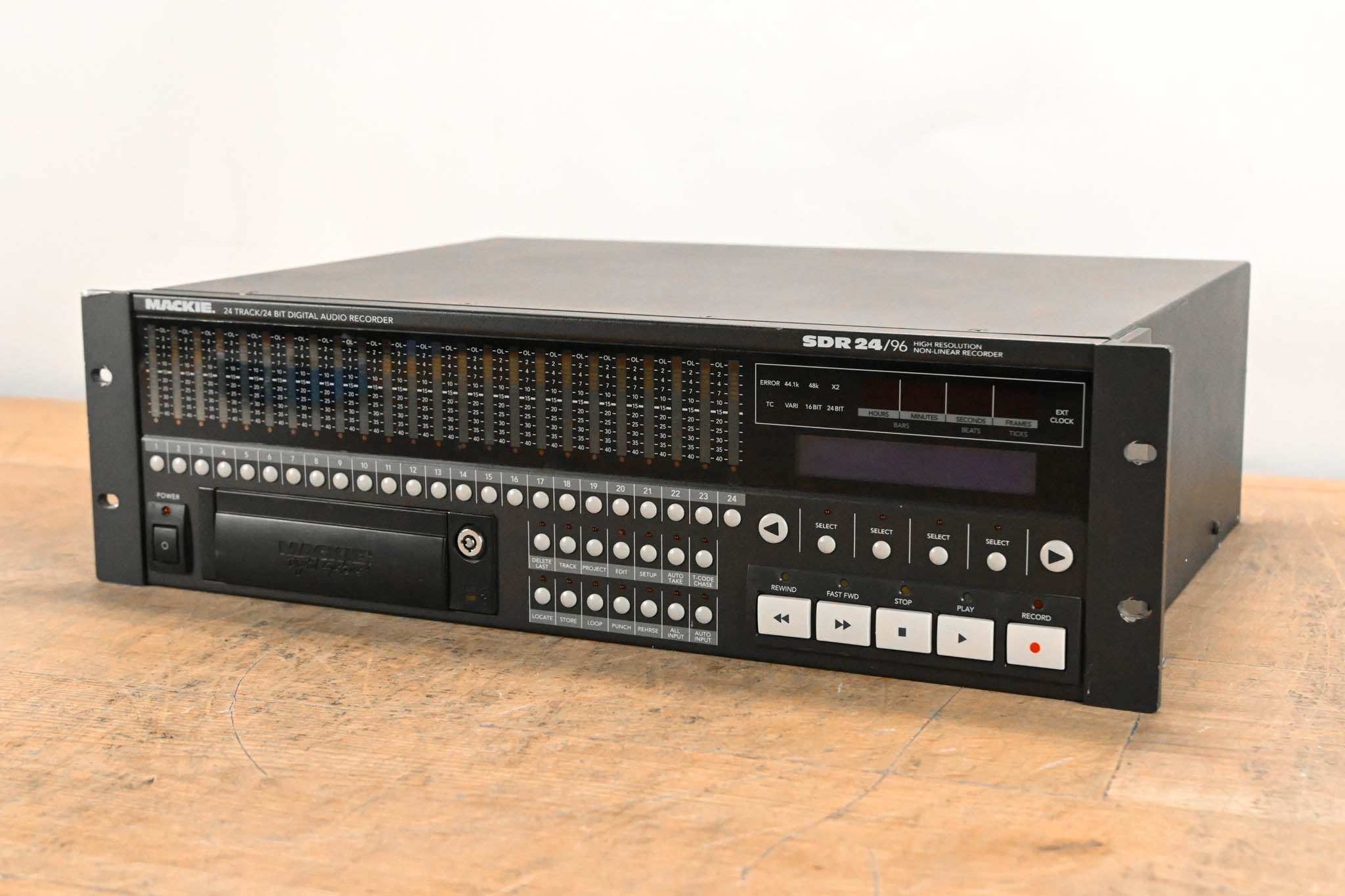 Mackie SDR24/96 24-Track/24-Bit Digital Audio Recorder