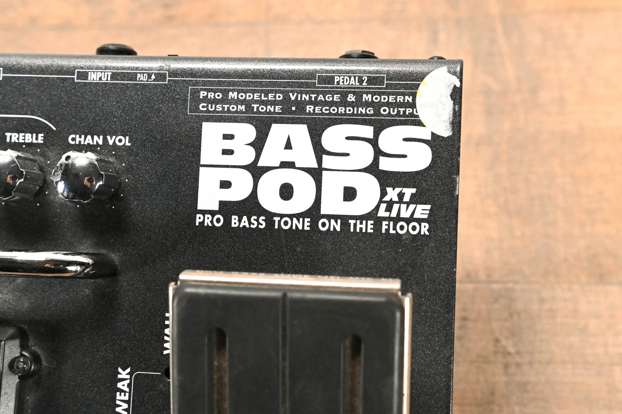 Line 6 Bass POD XT Live Multi-Effects Pedalboard (NO POWER SUPPLY)