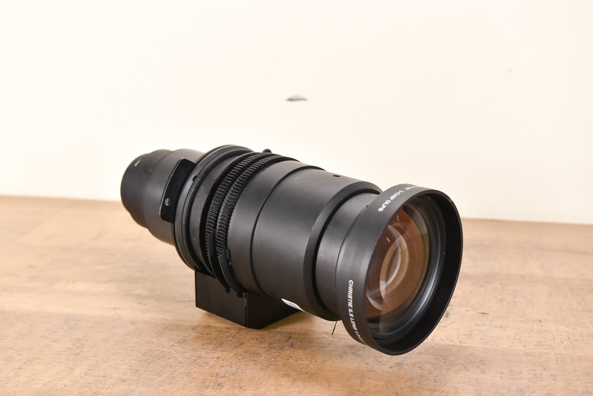 Christie ILS Lens 1.5-2.0:1 SX+ / 1.4-1.8:1 HD 0.95" 3-Chip DLP Lens