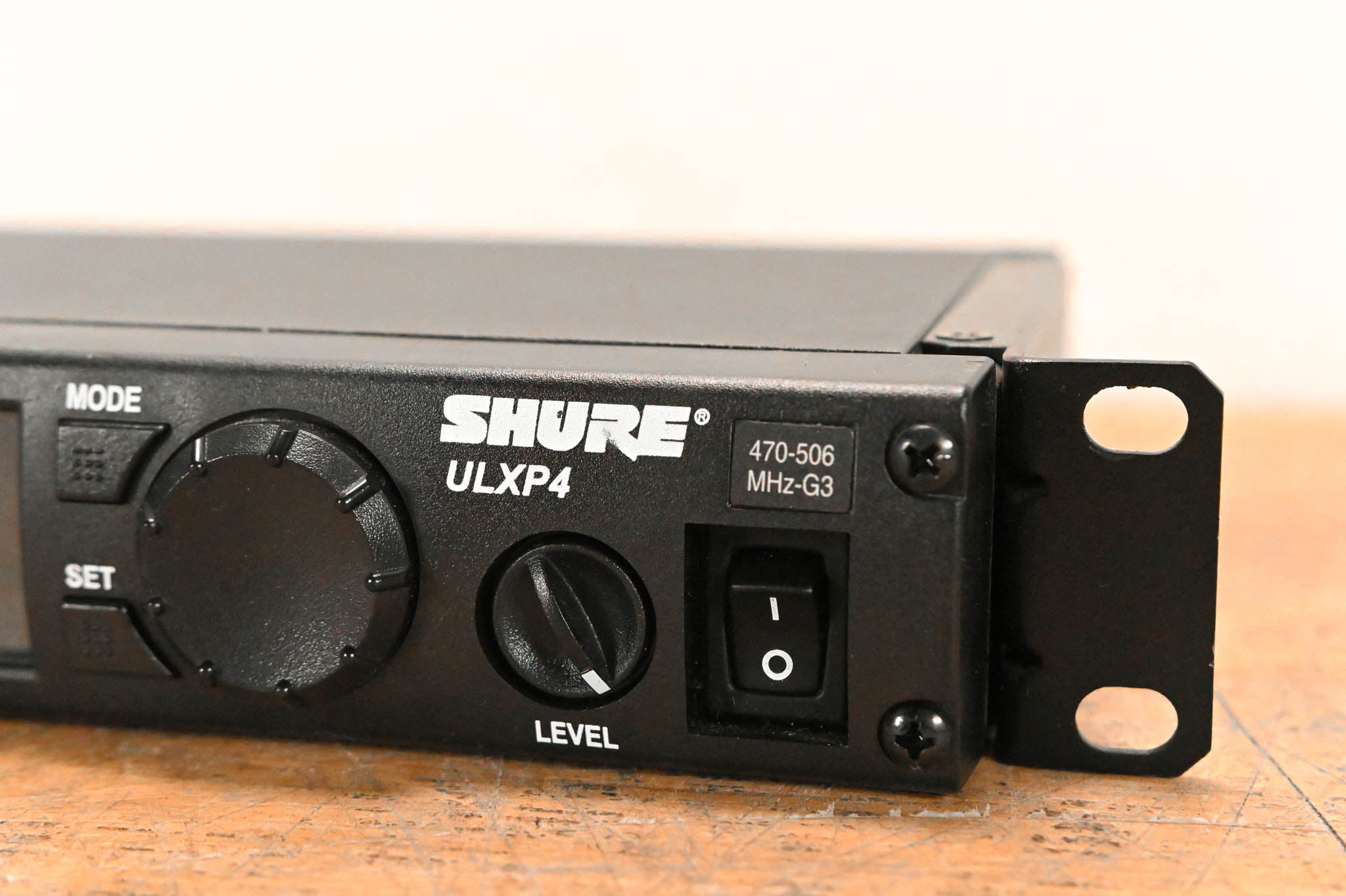 Shure ULXP4 Wireless Receiver - G3 Band: 470-506 MHz (NO POWER SUPPLY)