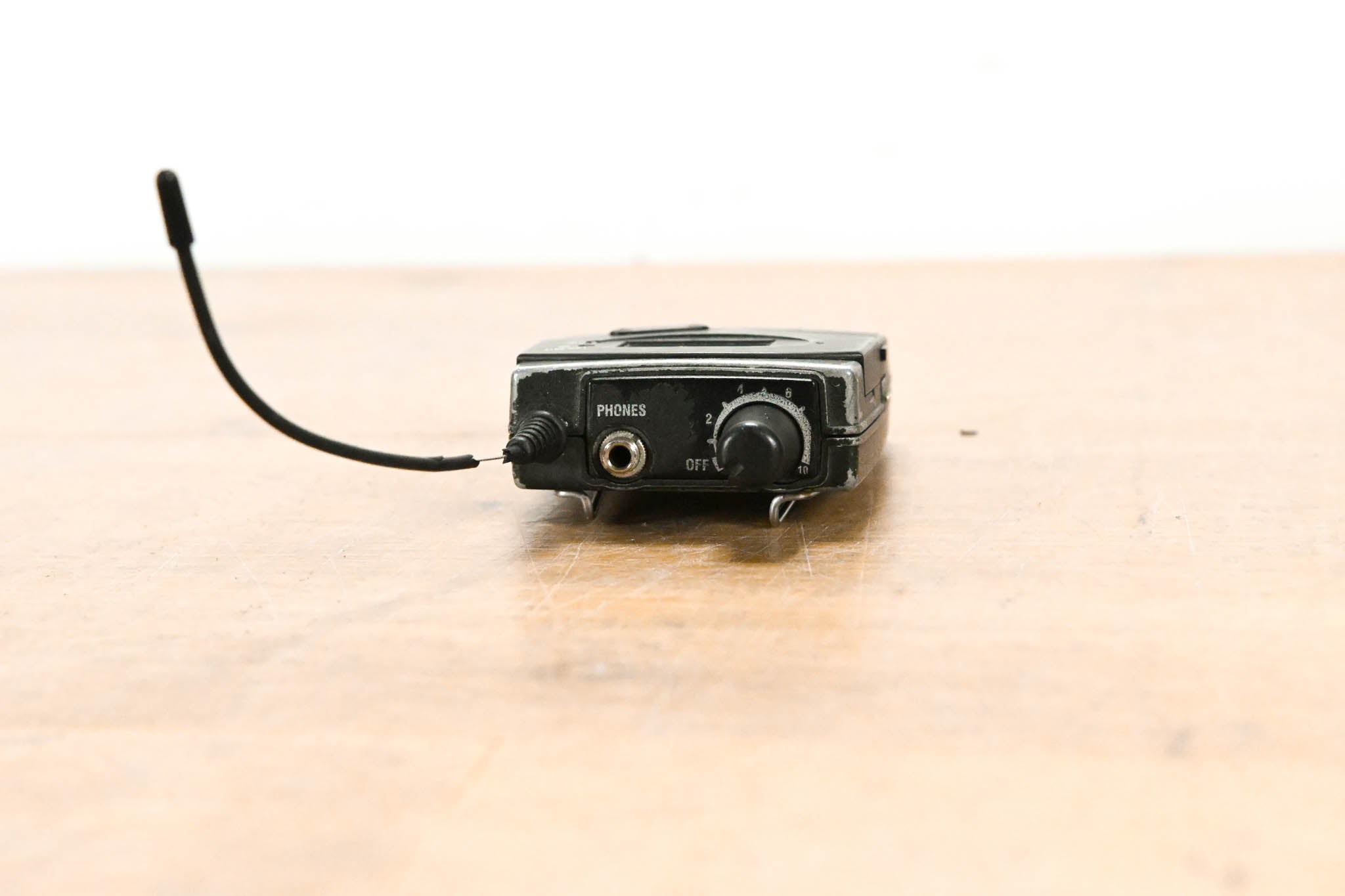 Sennheiser EK 300 IEM G3 Wireless Bodypack Receiver G Range: 566-608 MHz