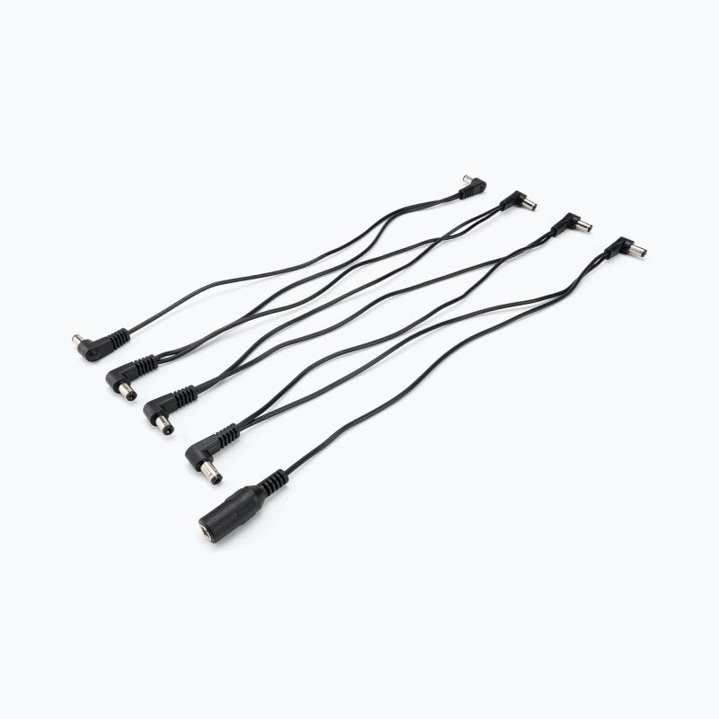 Eight-Plug Daisy Chain