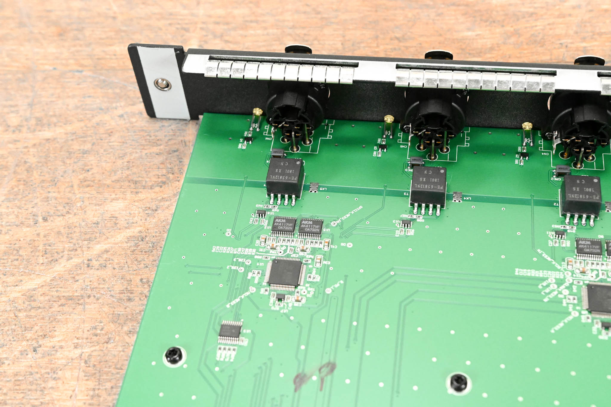 Allen & Heath M-DIN 8-Channel AES3 Digital Input Module