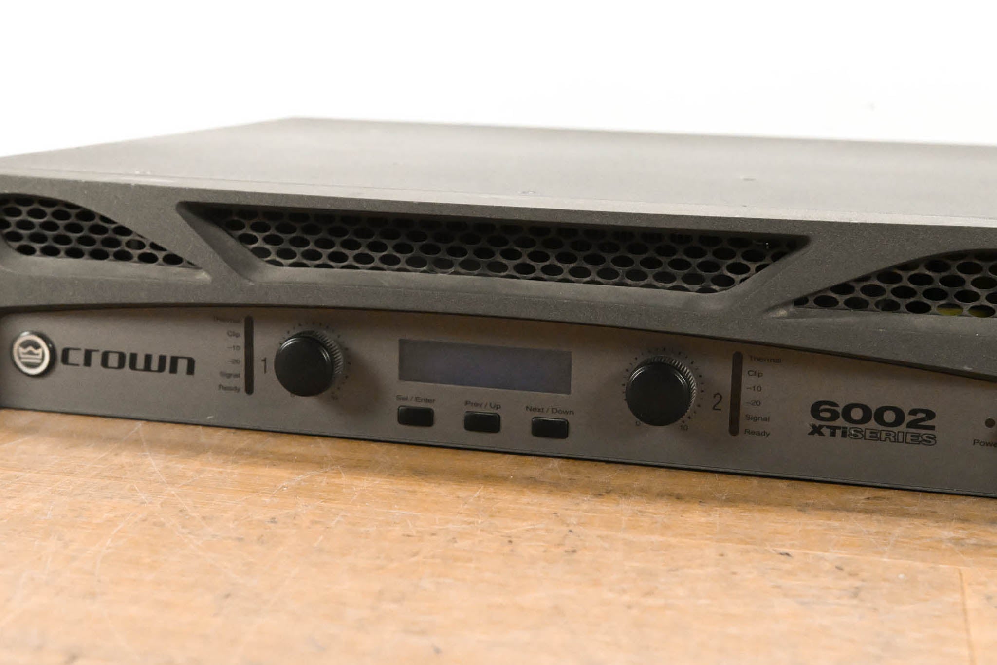 Crown XTi 6002 Two-Channel, 2100W @ 4Ω Power Amplifier