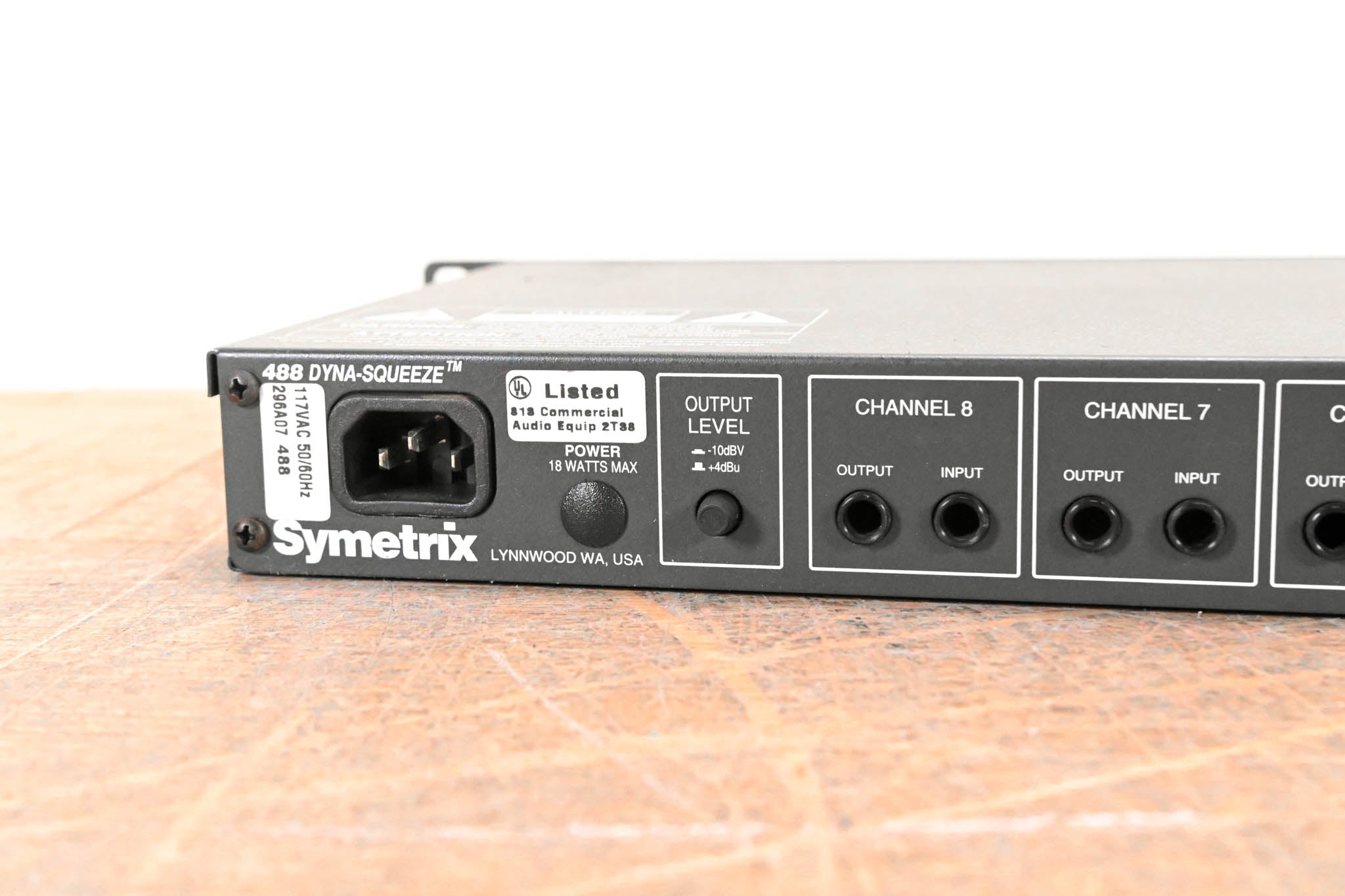 Symetrix 488 DYNA-Squeeze Eight-Channel Dynamics Processor