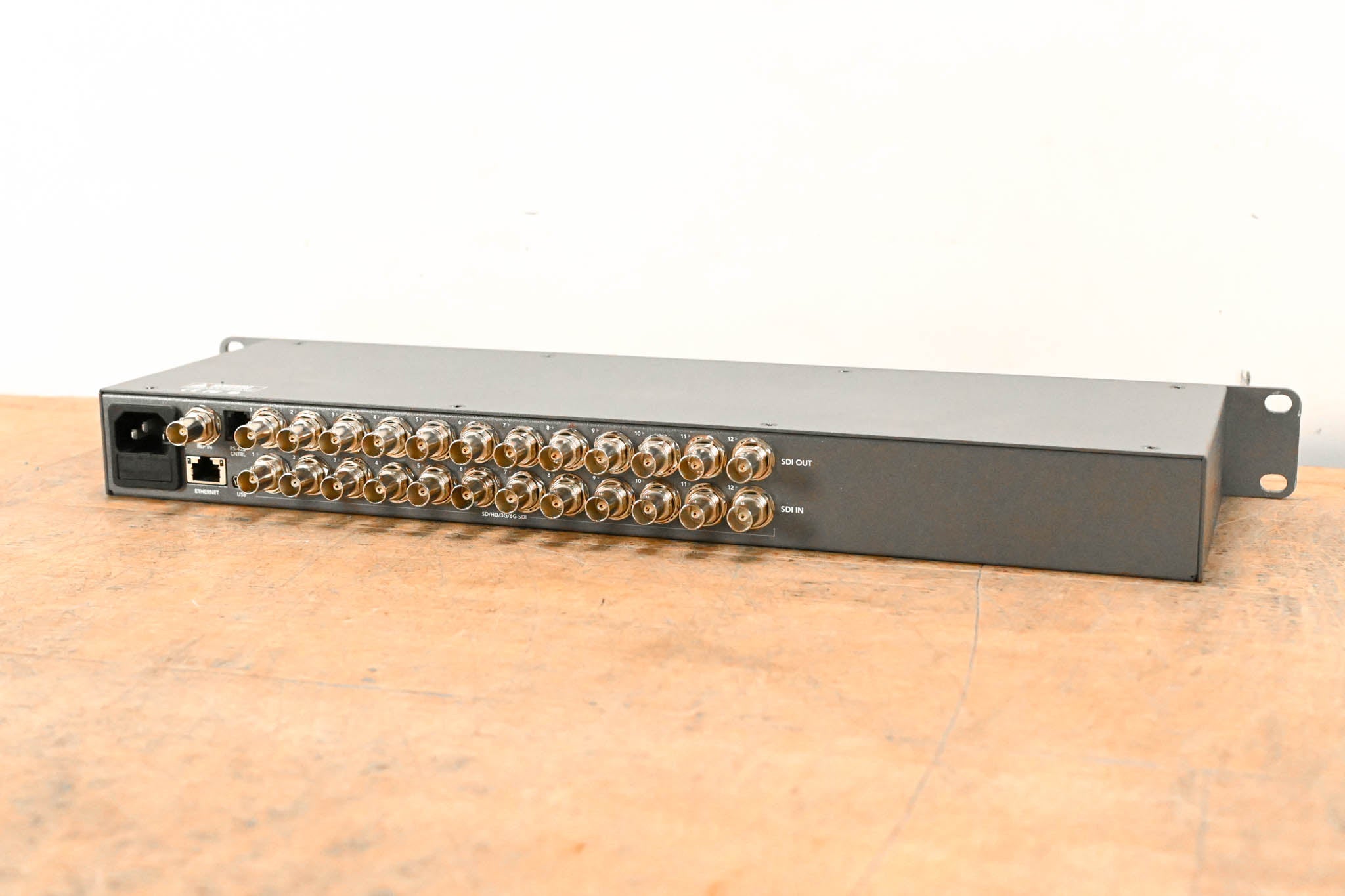 Blackmagic Design Smart Videohub CleanSwitch 12x12