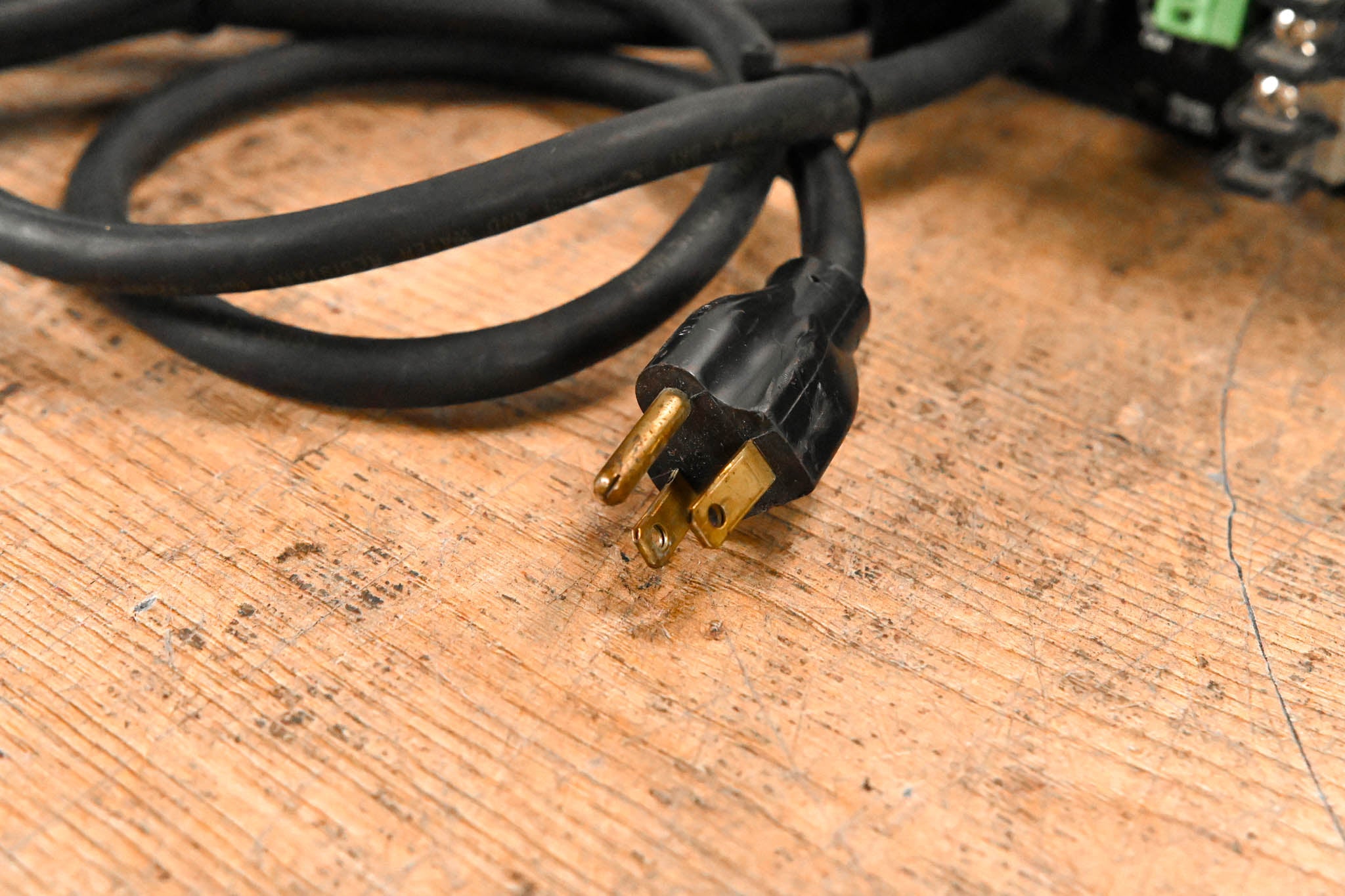 Crest Audio CKS800 Power Processing Amplifier