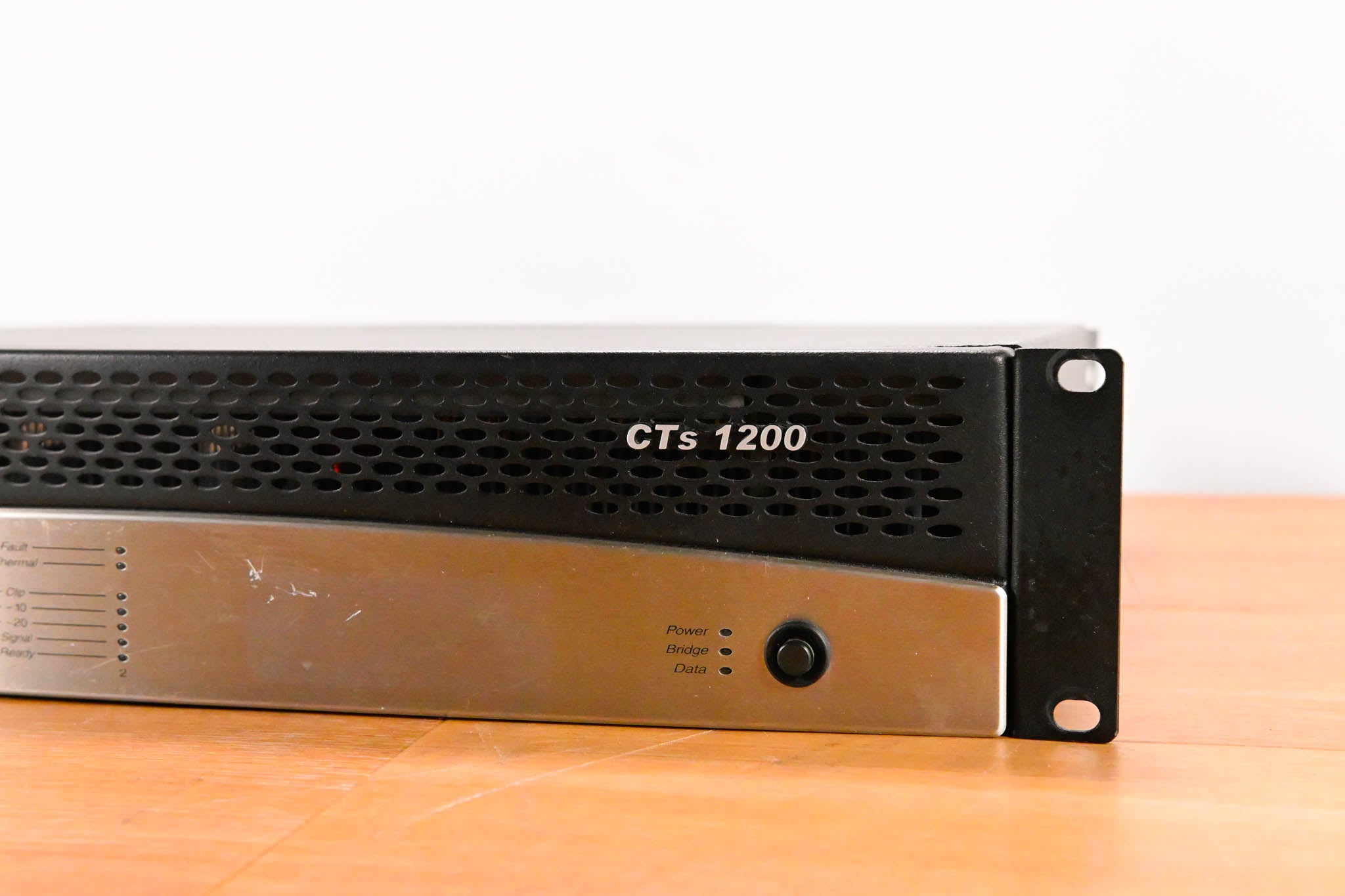 Crown CTs 1200 Two-Channel 600W Power Amplifier