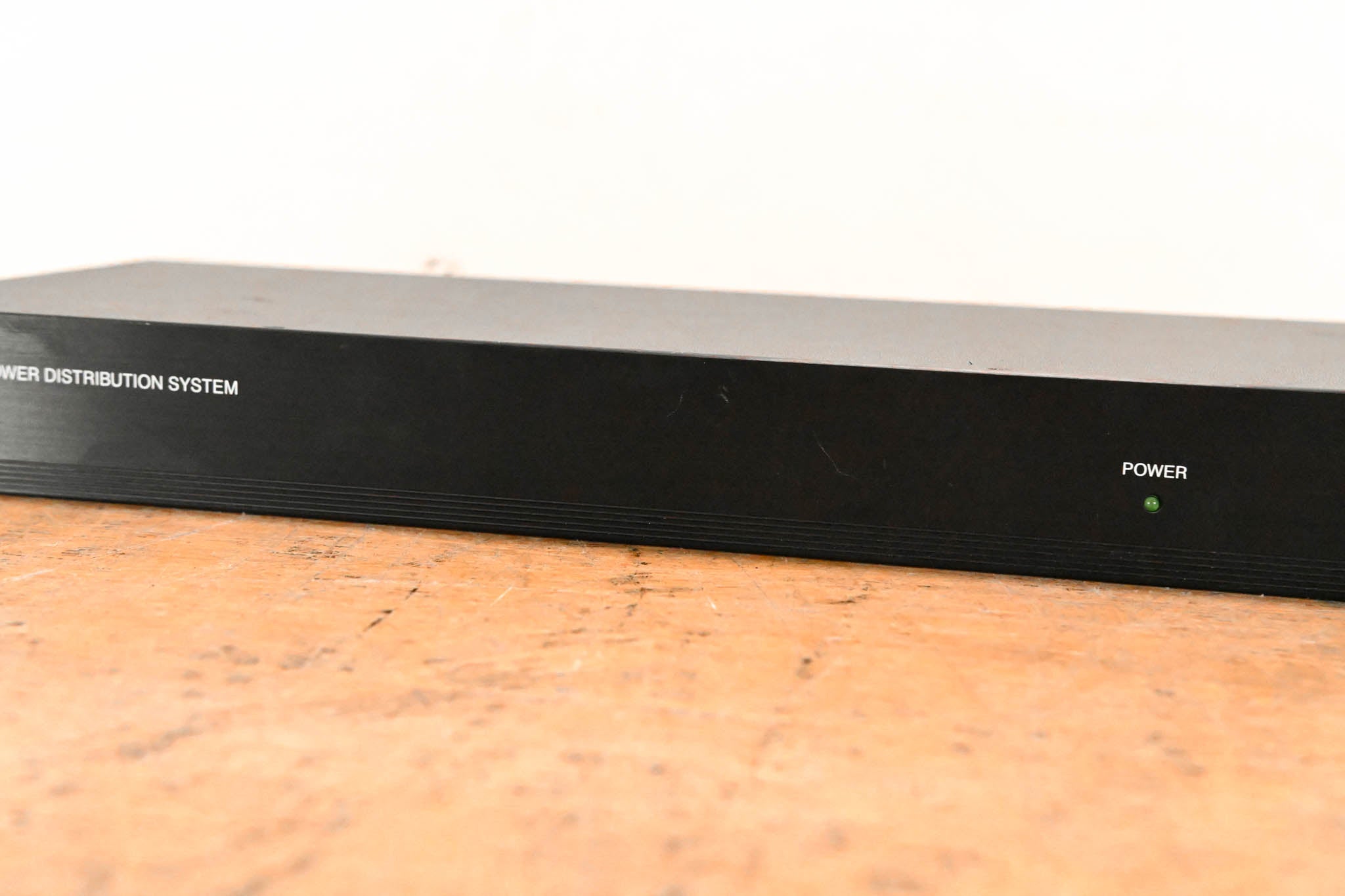 Shure UA844SWB Antenna Distribution System - 470-952 MHz NO POWER SUPPLY