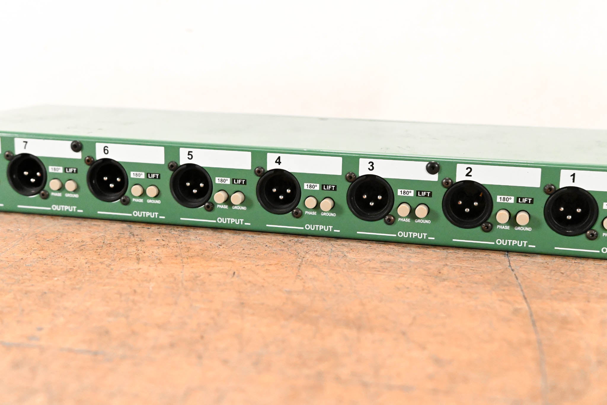 Radial Engineering ProD8 8-Channel Passive Instrument Direct Box