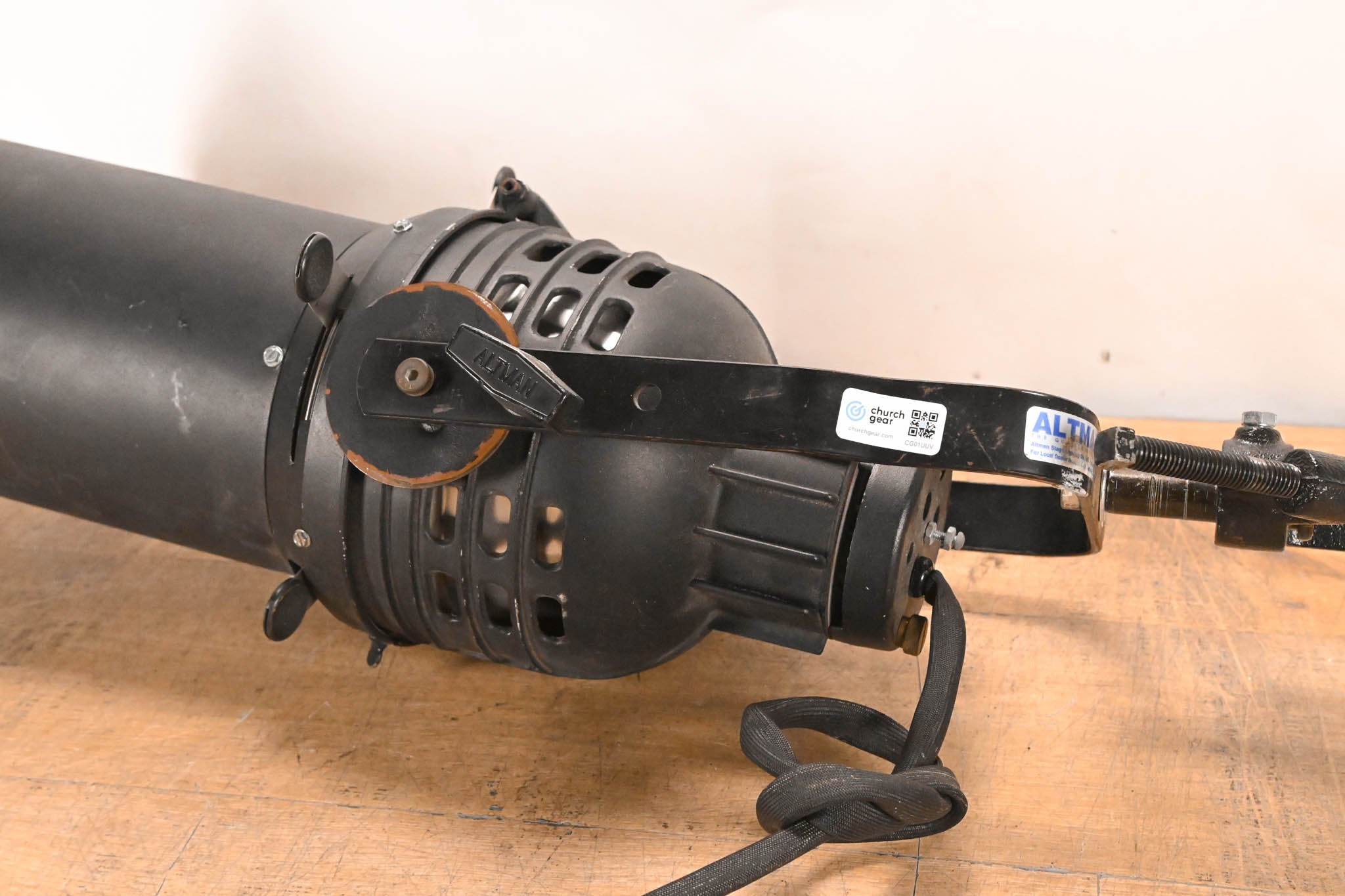 Altman 360Q 6" x 12" 750W Ellipsoidal Light