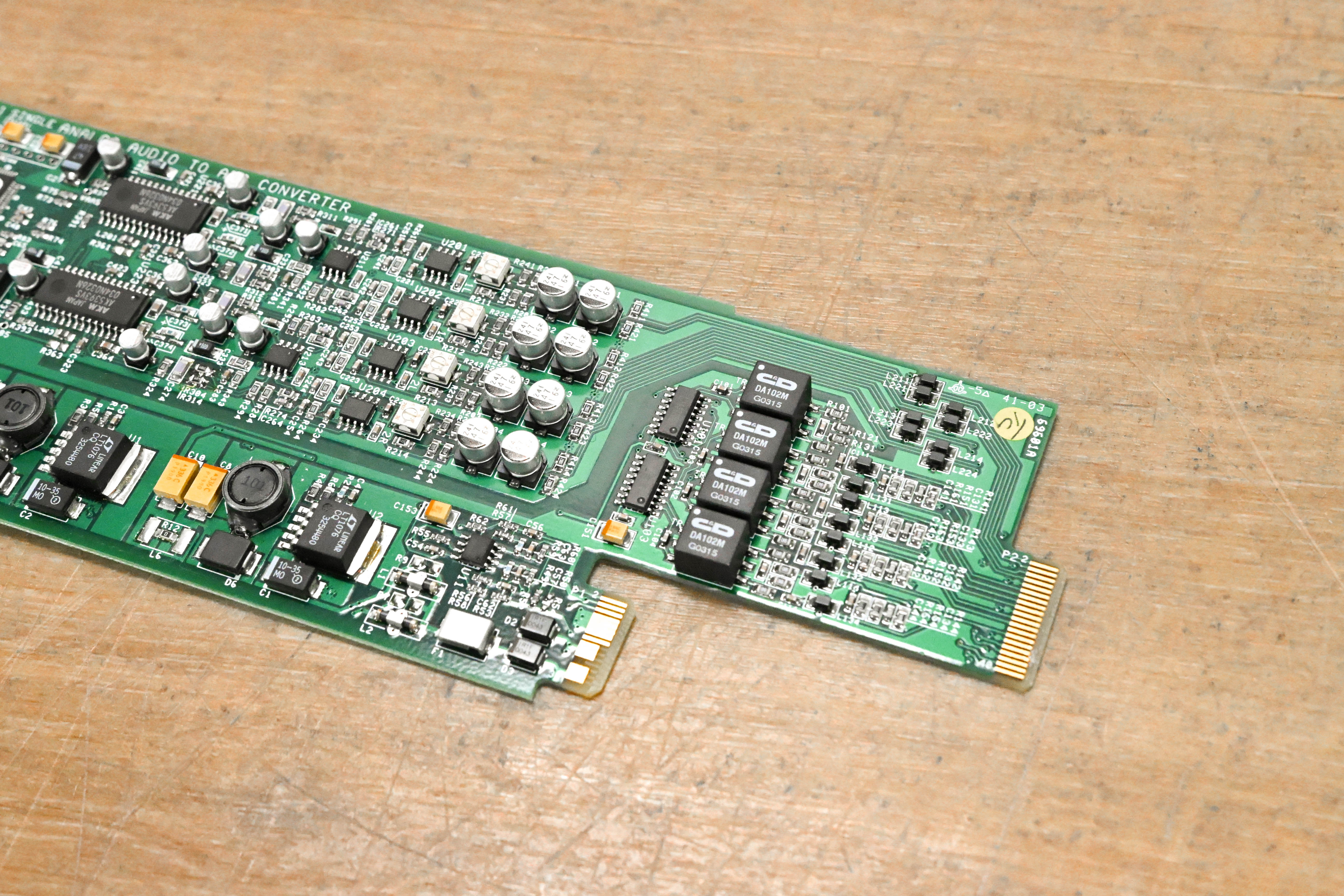 Miranda ADC-1721 Dual Analog Audio to AES Converter