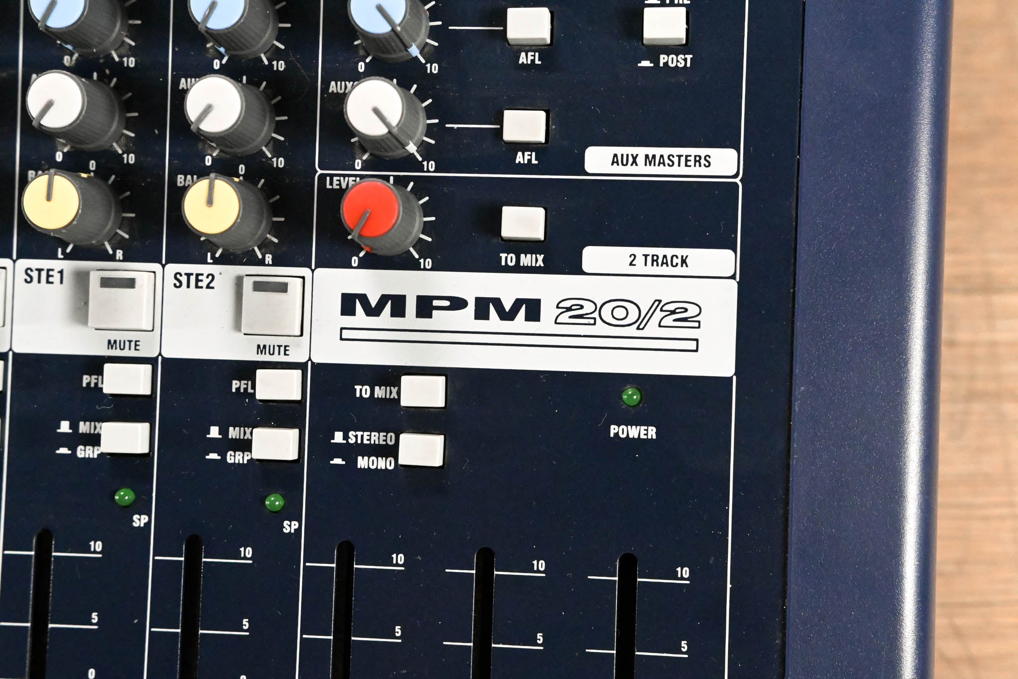 Soundcraft MPM 20/2 Multipurpose Mixing Console CG01S62