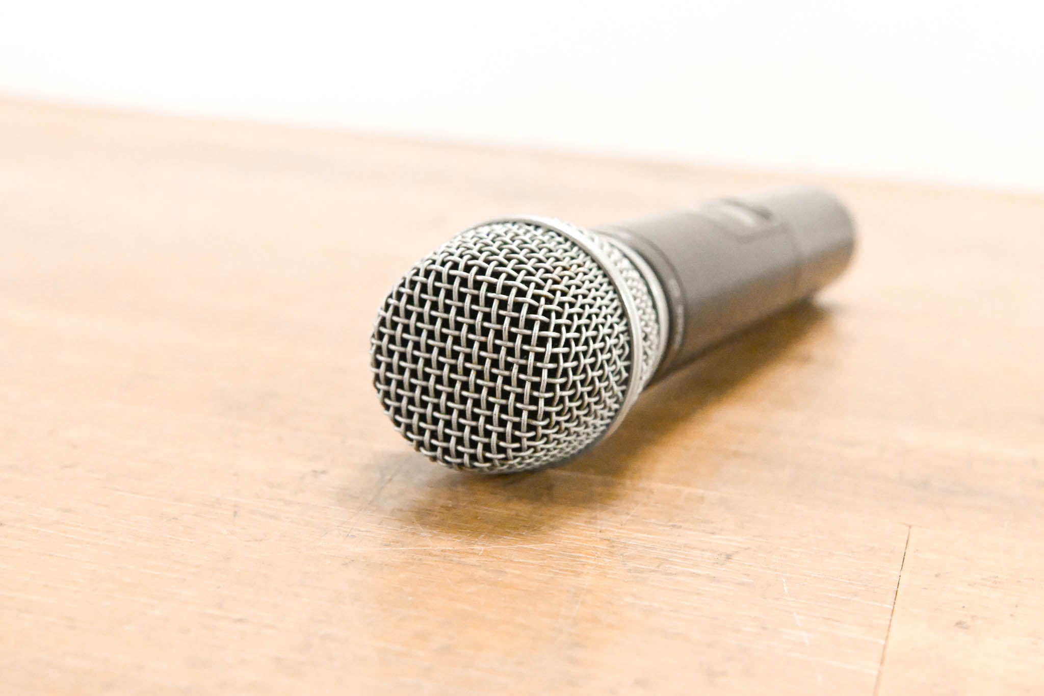 Shure SLX2/SM86 Wireless Handheld Transmitter - J3 Band: 572-596 MHz