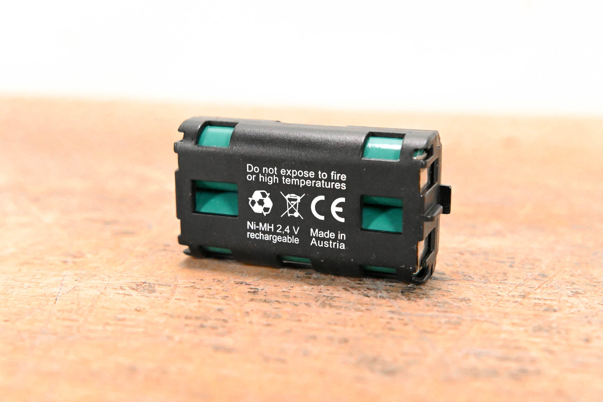 AKG BP4000 Battery Pack for WMS4000/4500 Wireless Microphone System