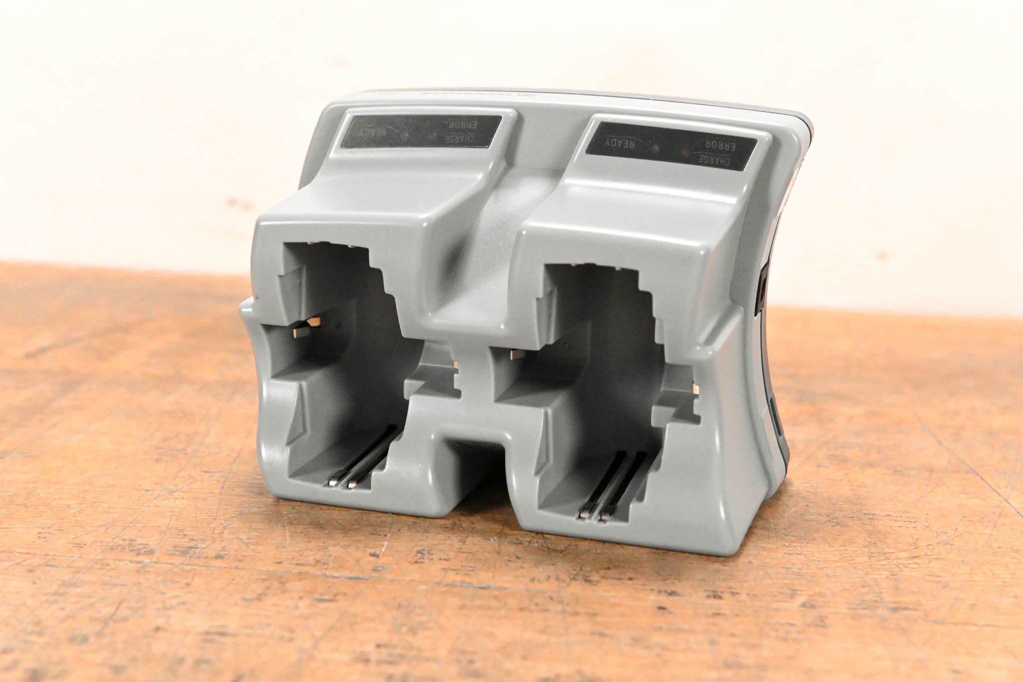 Sennheiser L 2015 Charging Station (NO POWER SUPPLY)
