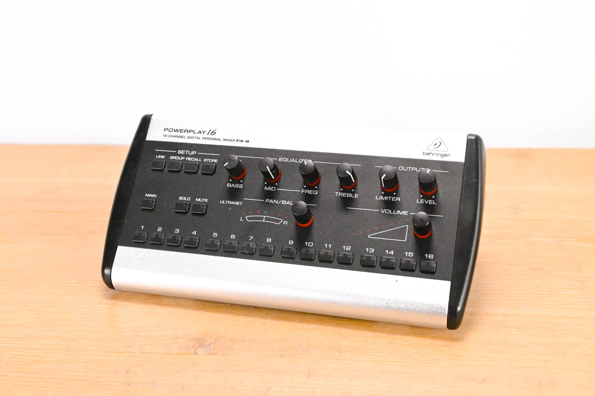 Behringer Powerplay P16-M 16-Channel Digital Personal Mixer