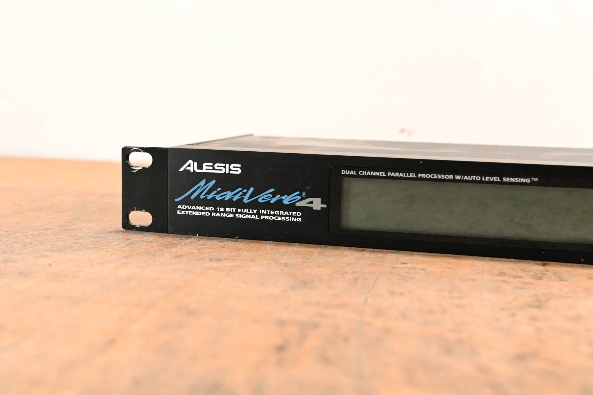 Alesis MidiVerb 4 Dual-Channel Parallel Multi-Effects Processor