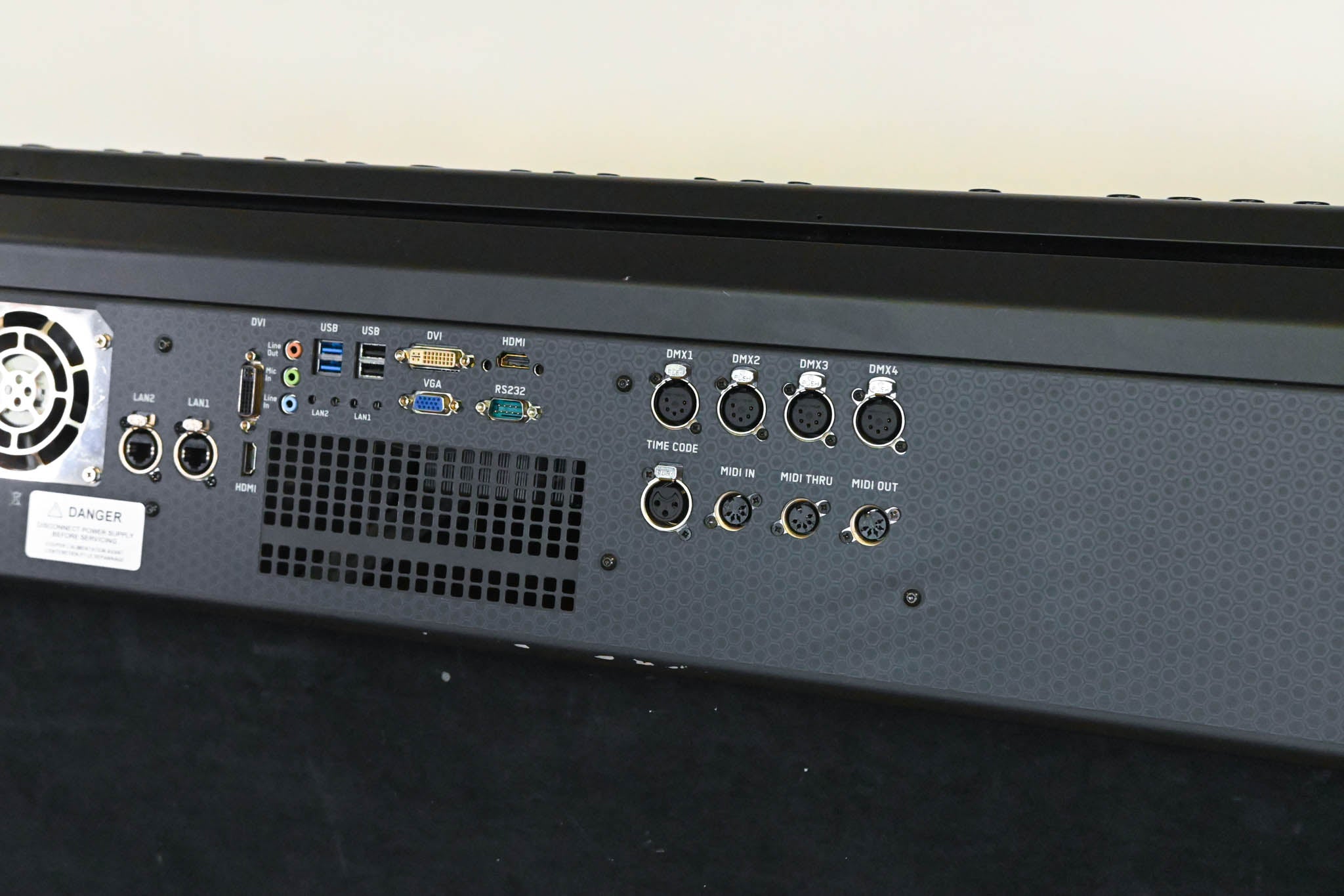 Jands Vista L5 Lighting Control Console