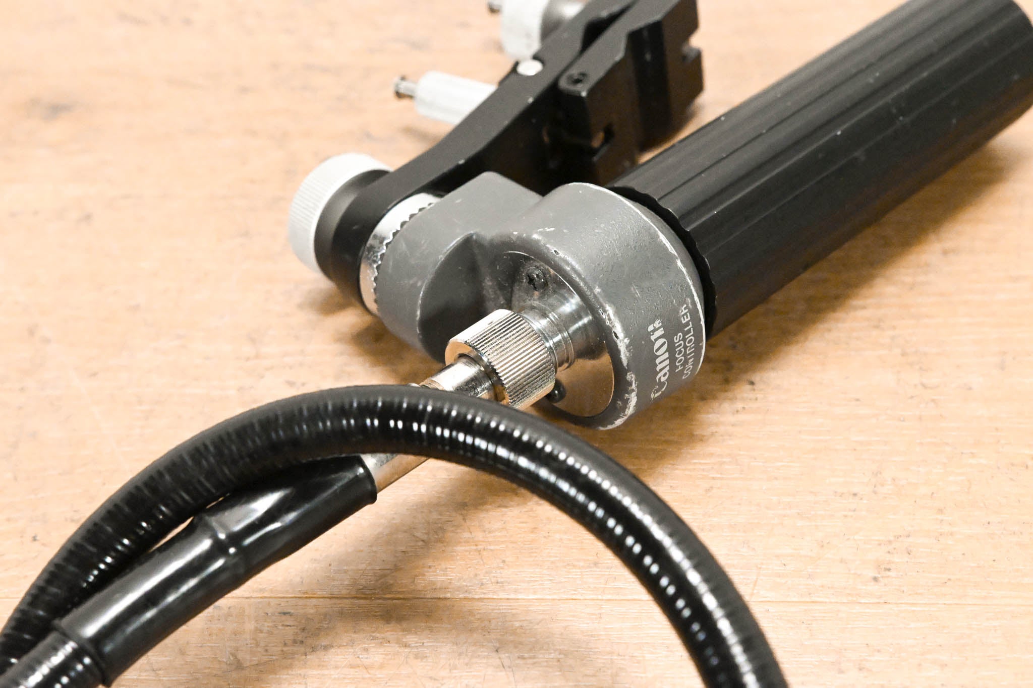 Canon FFC-200 Focus Manual Controller with CR-10 Clamper