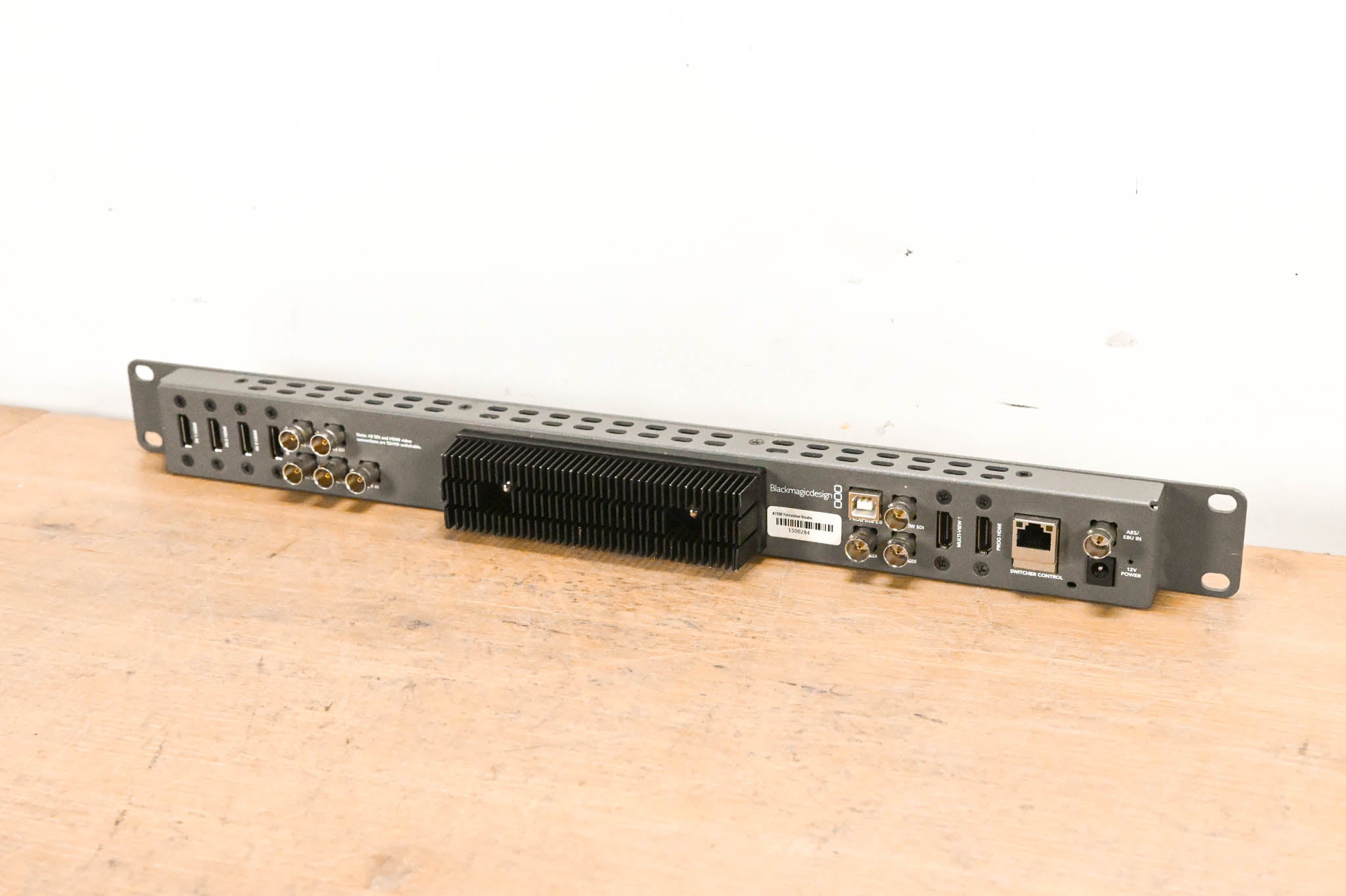 Blackmagic Design ATEM Television Studio (NO POWER SUPPLY)