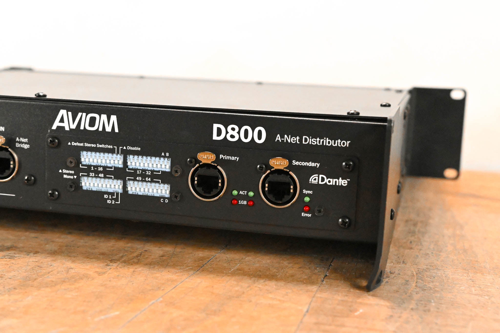 Aviom D800-Dante A-Net Distributor with Dante Connectivity
