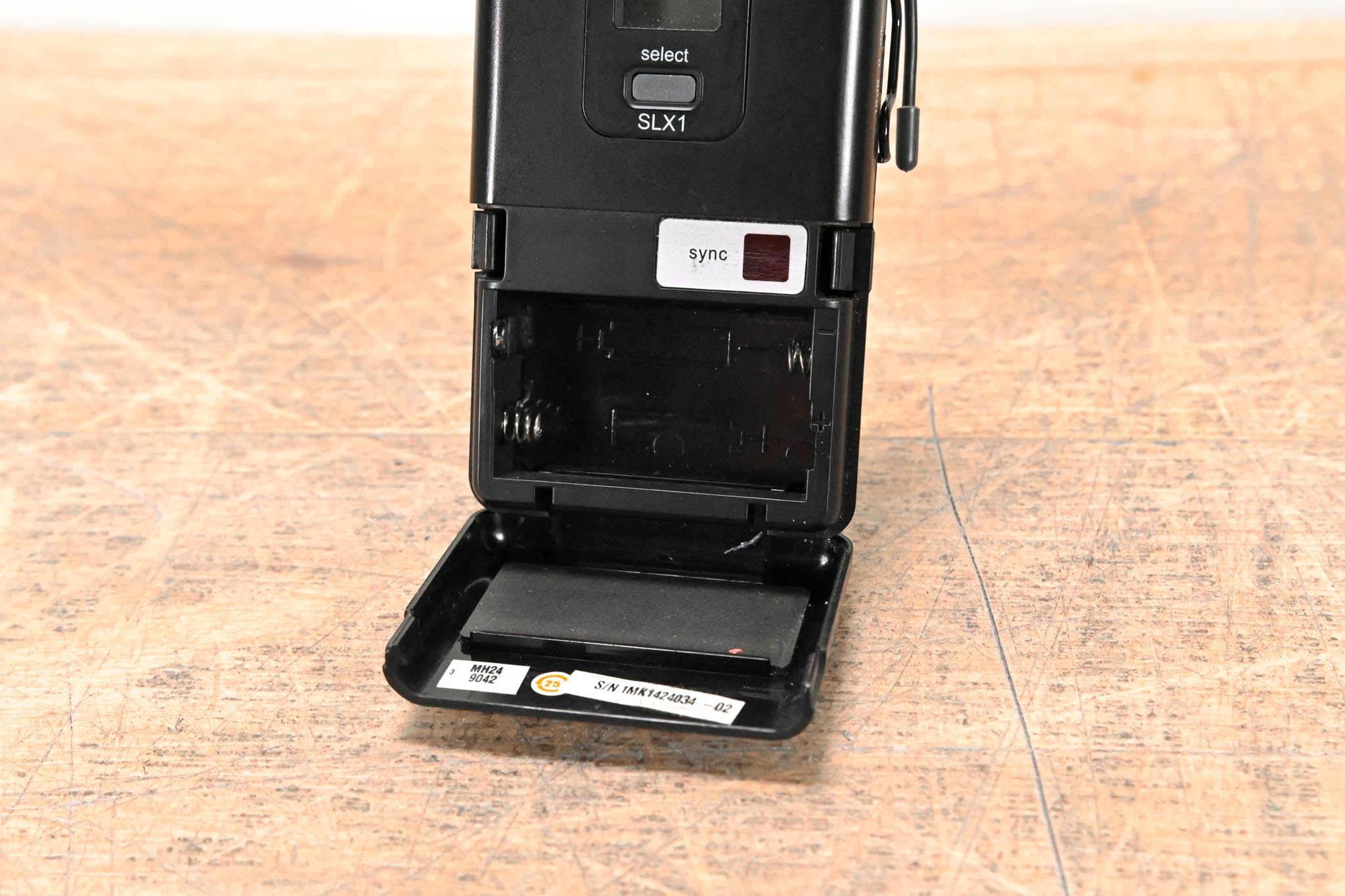 Shure SLX14 Bodypack Wireless System - G5 Band (NO POWER SUPPLY)