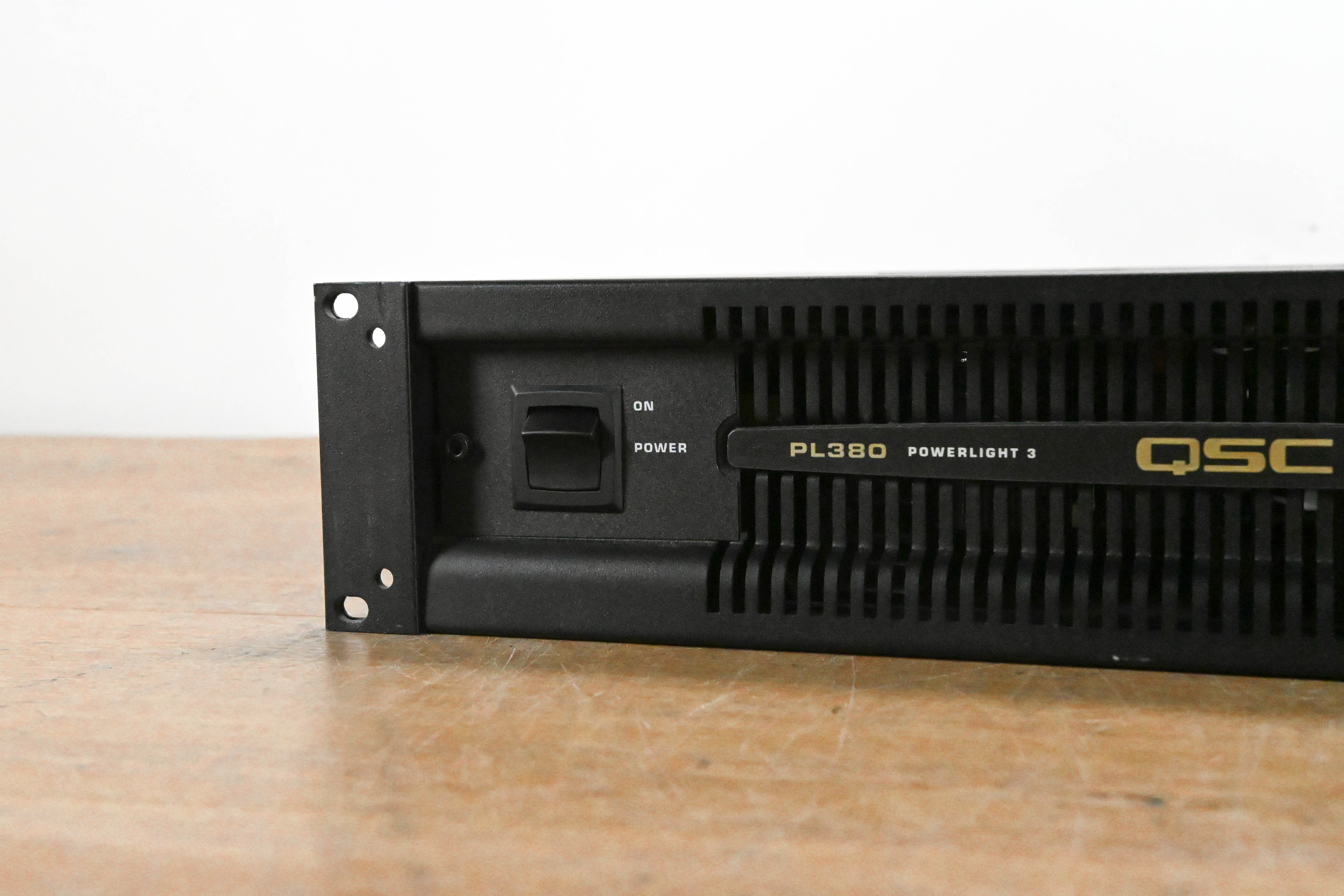 QSC PL380 Powerlight 3 Series 2-Channel Power Amplifier