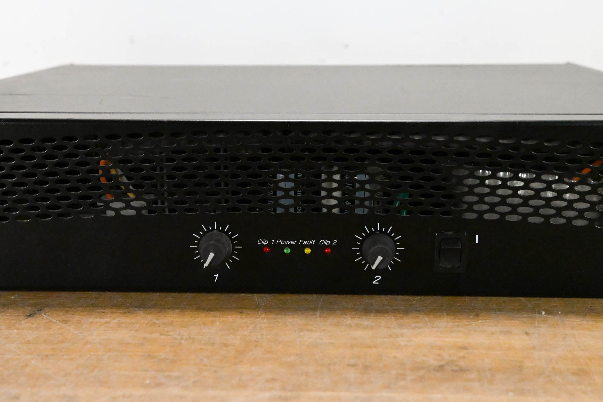 Crown XLS 402 2-Channel Power Amplifier