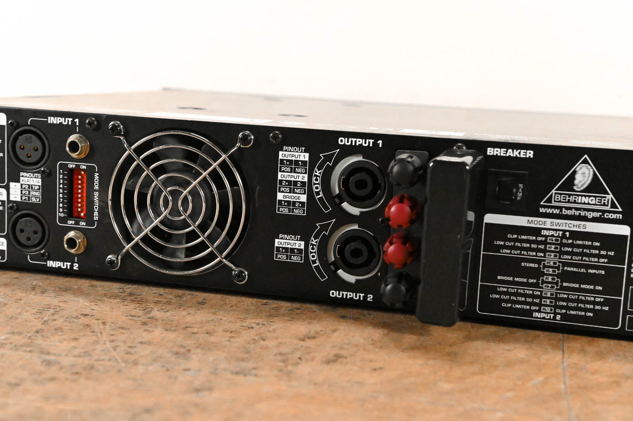 Behringer Europower EP2500 2-Channel Power Amplifier