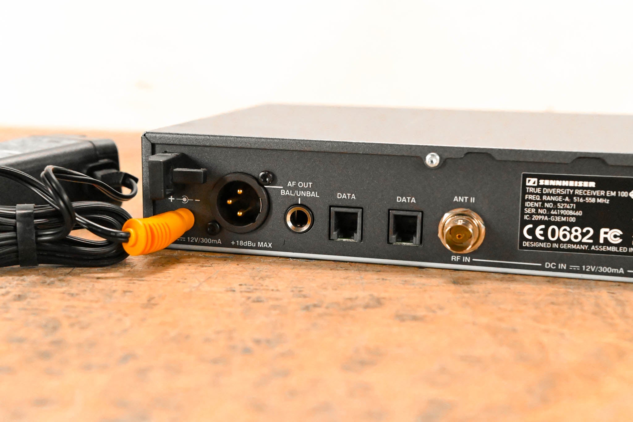 Sennheiser EM 100 G3 Wireless Receiver - A Range: 516-558 MHz