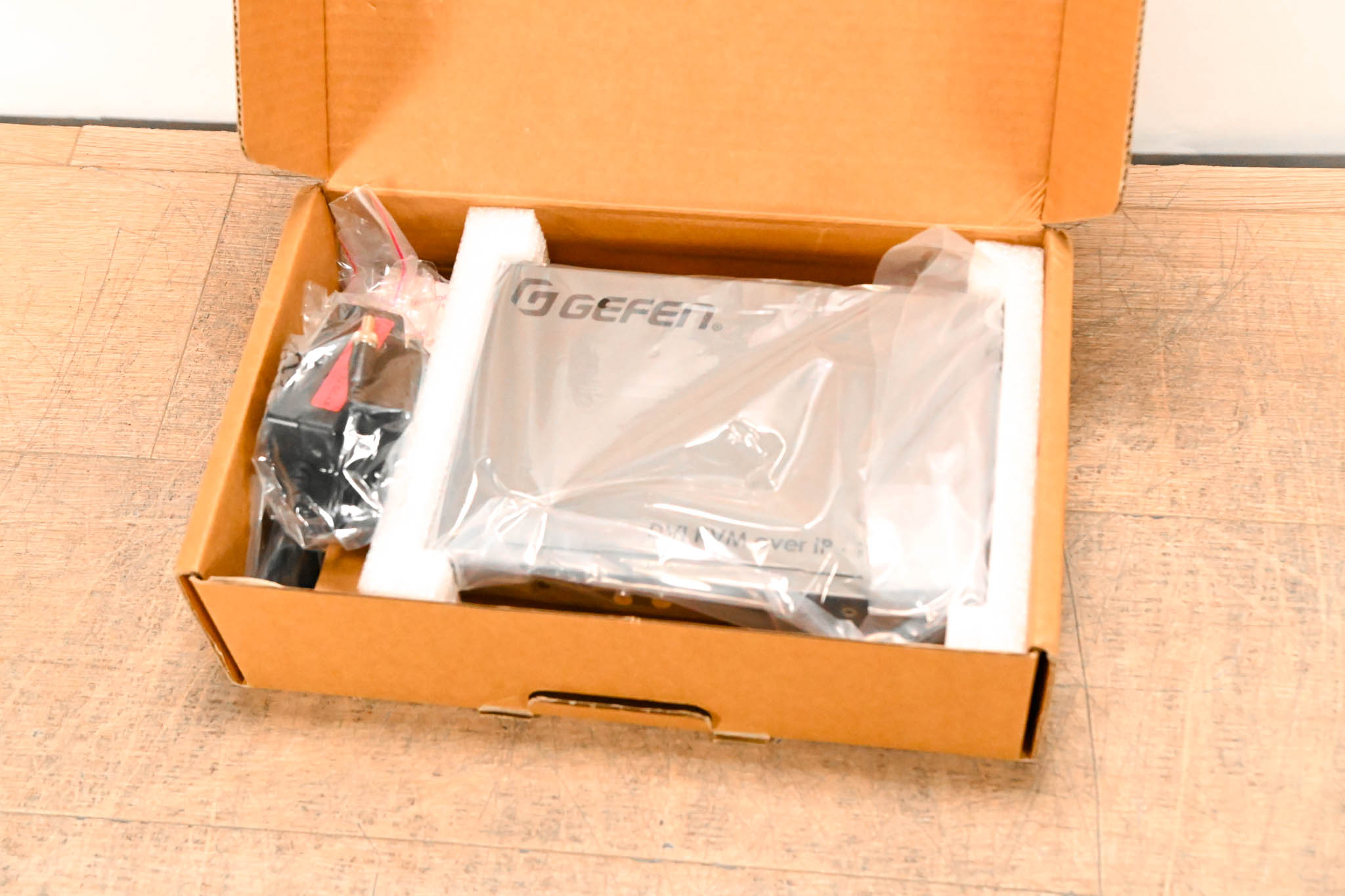 Gefen EXT-DVIKA-LANS-RX DVI KVM over IP Receiver CG01MUM