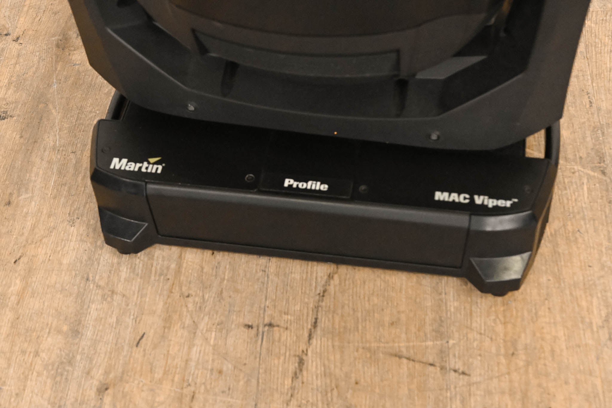 Martin MAC Viper Profile High Output Discharge-Based Moving Light
