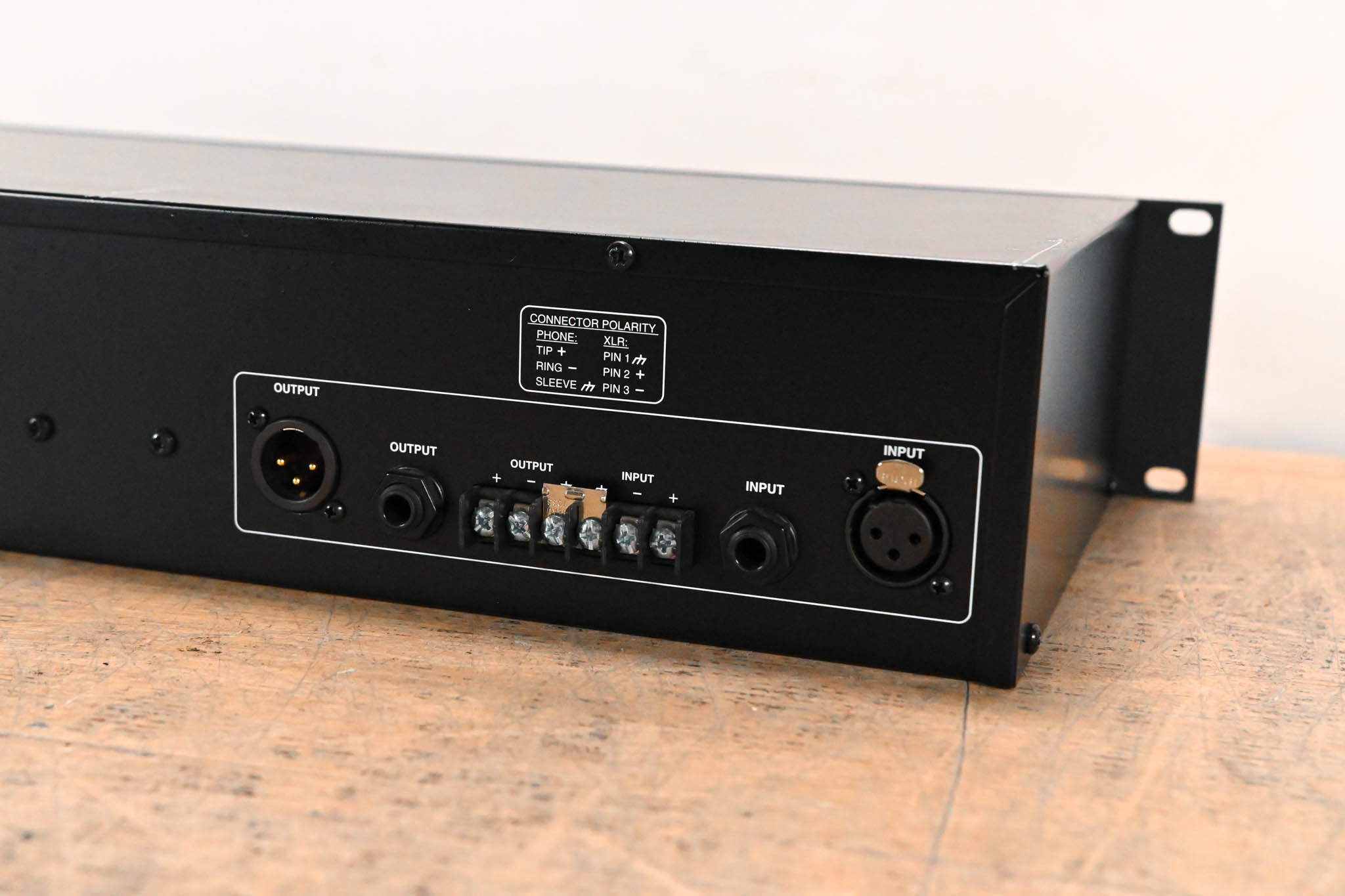 dbx 2031 Single-Channel 31-Band Graphic Equalizer/Limiter