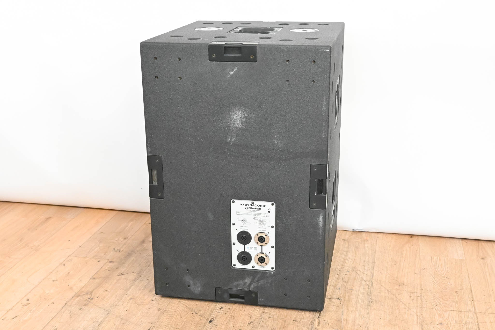 Dynacord COBRA-PWH Planar Waveguide Basshorn 18" Line Array Subwoofer