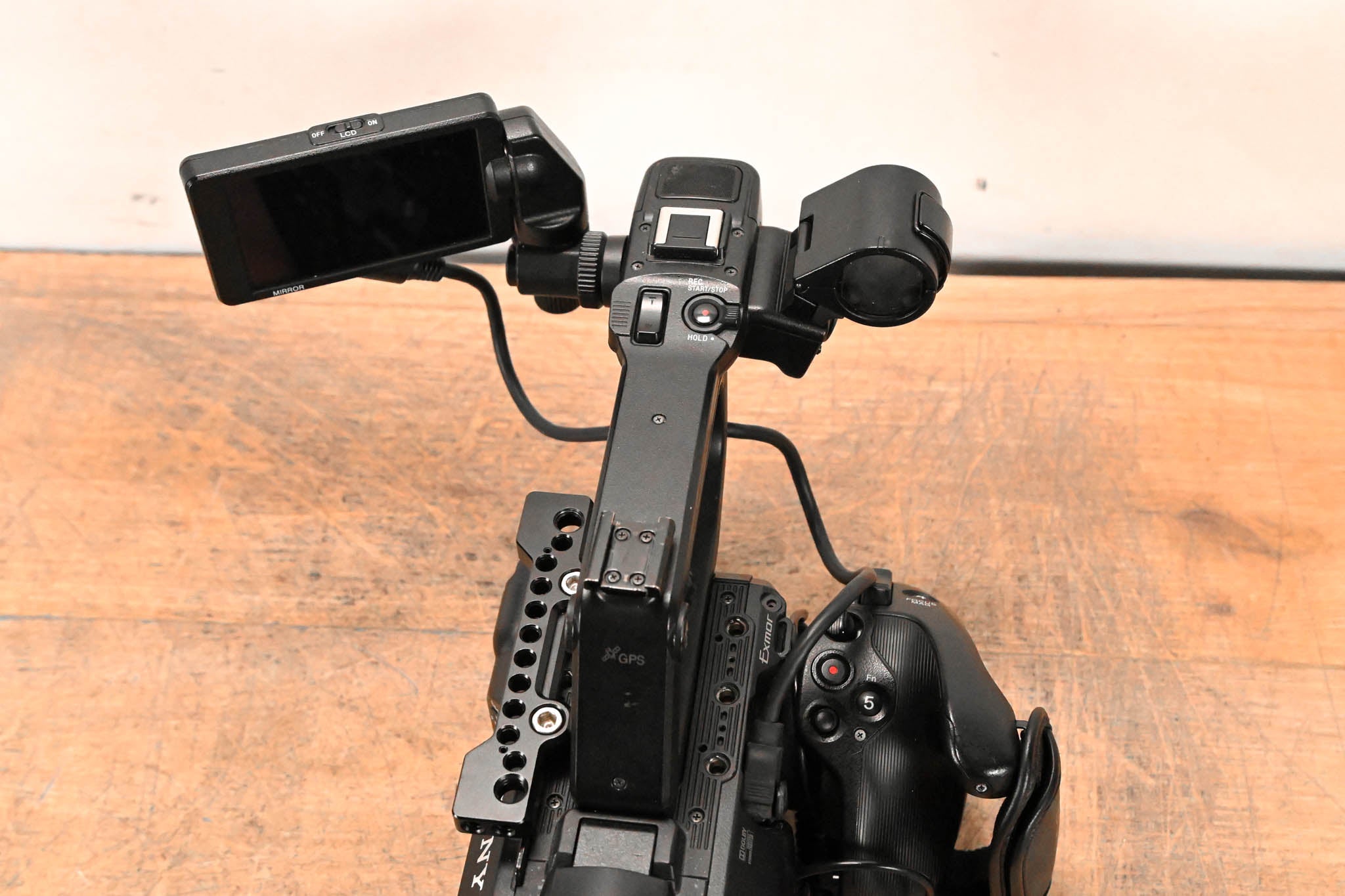 Sony PXW-FS5 XDCAM Super 35 Camera System