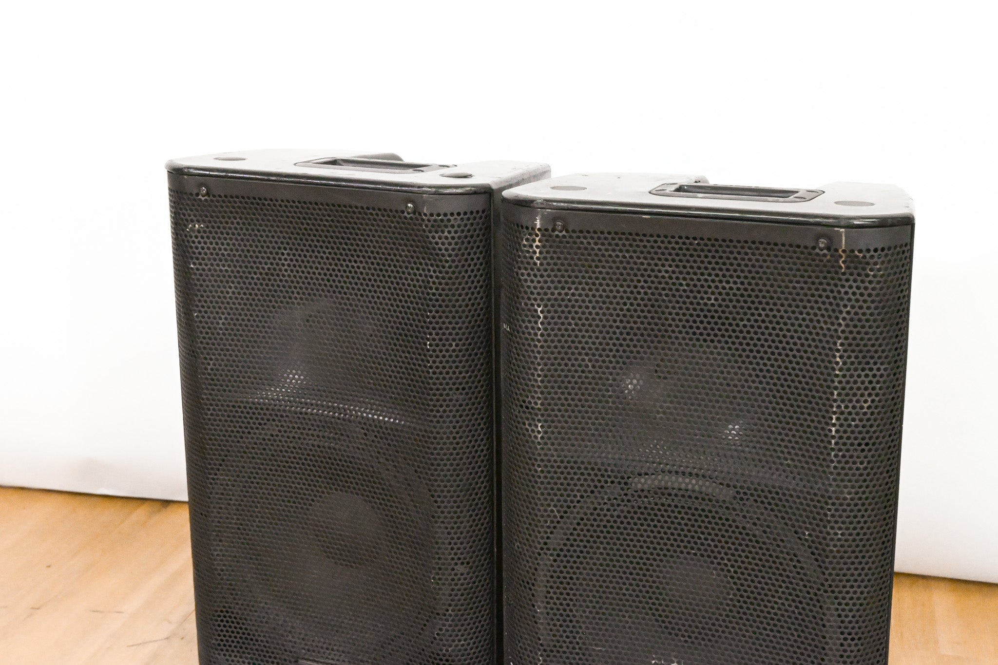 QSC K10 1000W 1x10" 2-Way Powered Speaker (PAIR)