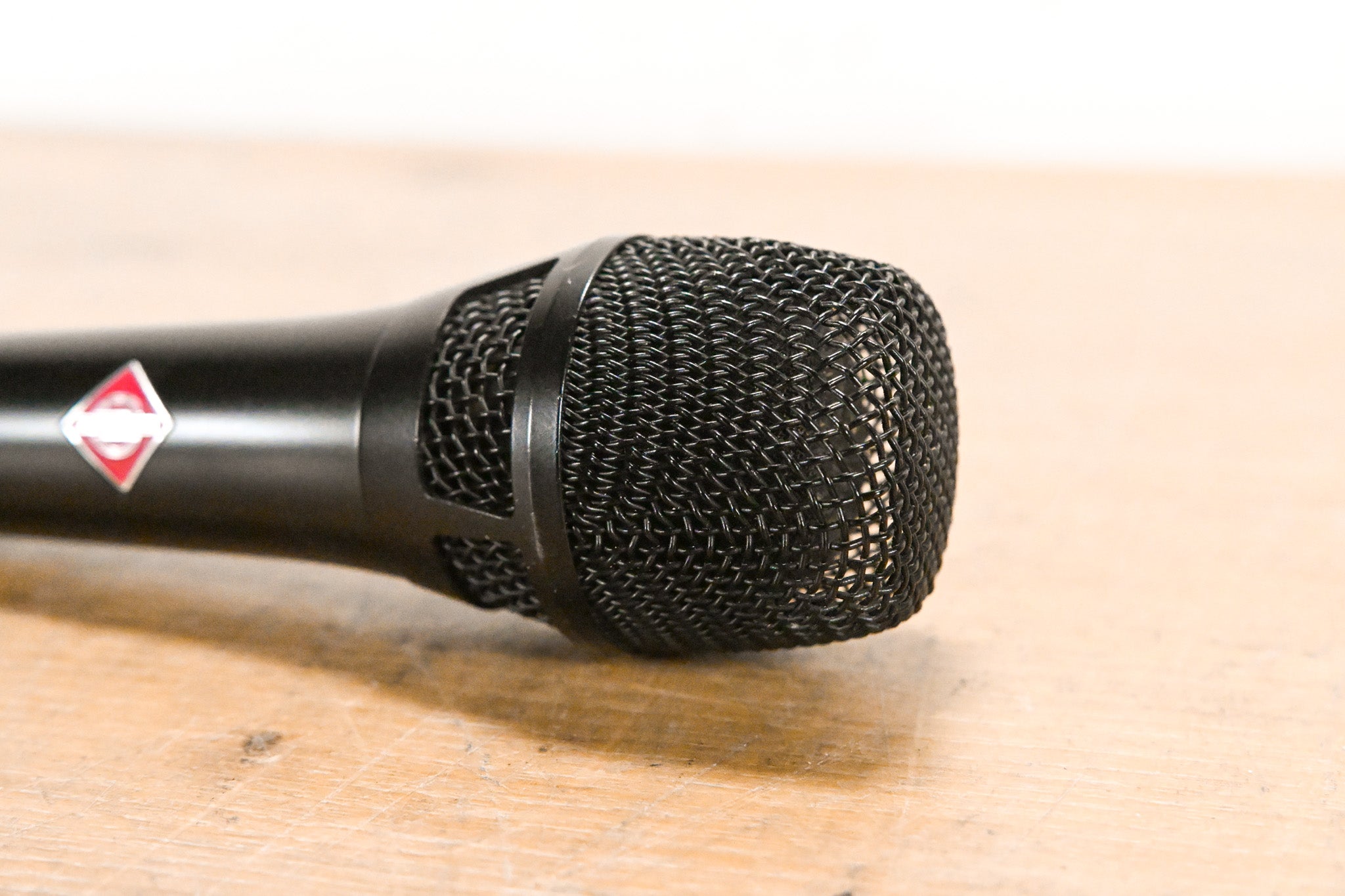 Neumann KMS 105 Supercardioid Condenser Vocal Microphone