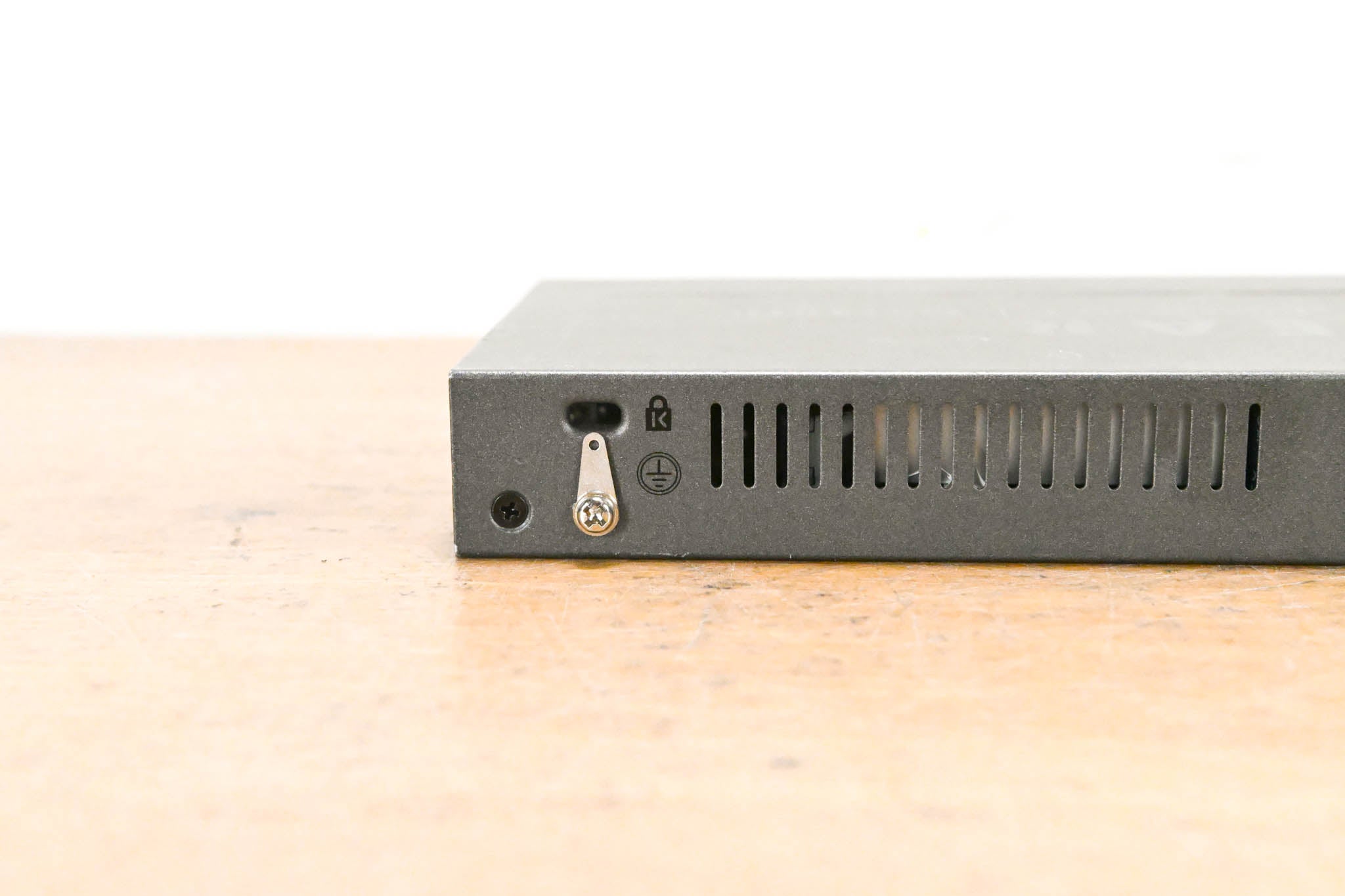 NETGEAR ProSAFE GS110TP v2 8-Port Gigabit PoE Managed Switch w/ SFP