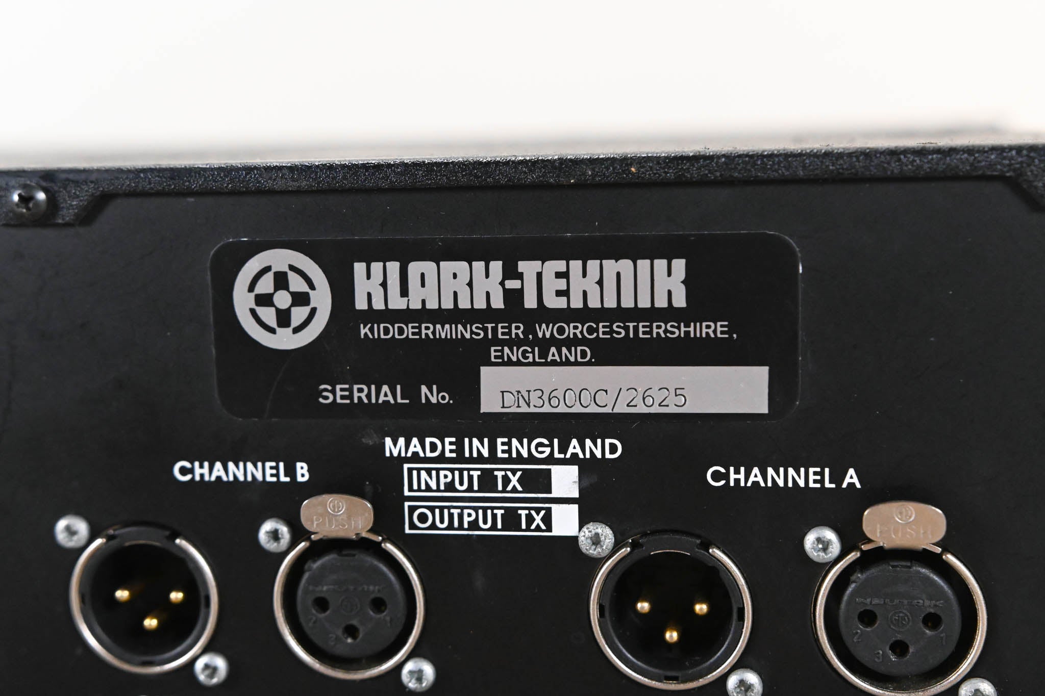 Klark Teknik DN3600 Programmable Graphic Equalizer