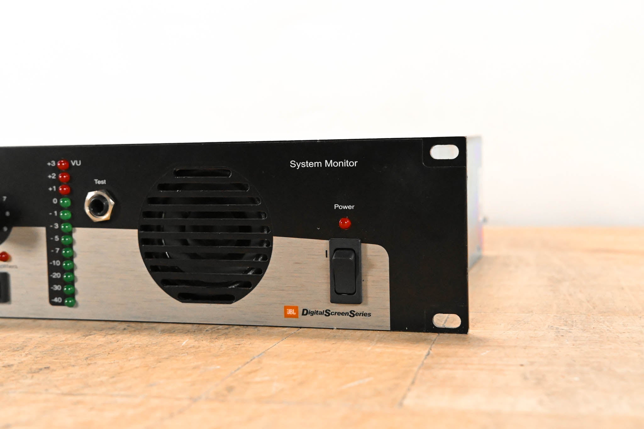 Crown DSi-8M 8-Channel System Monitor