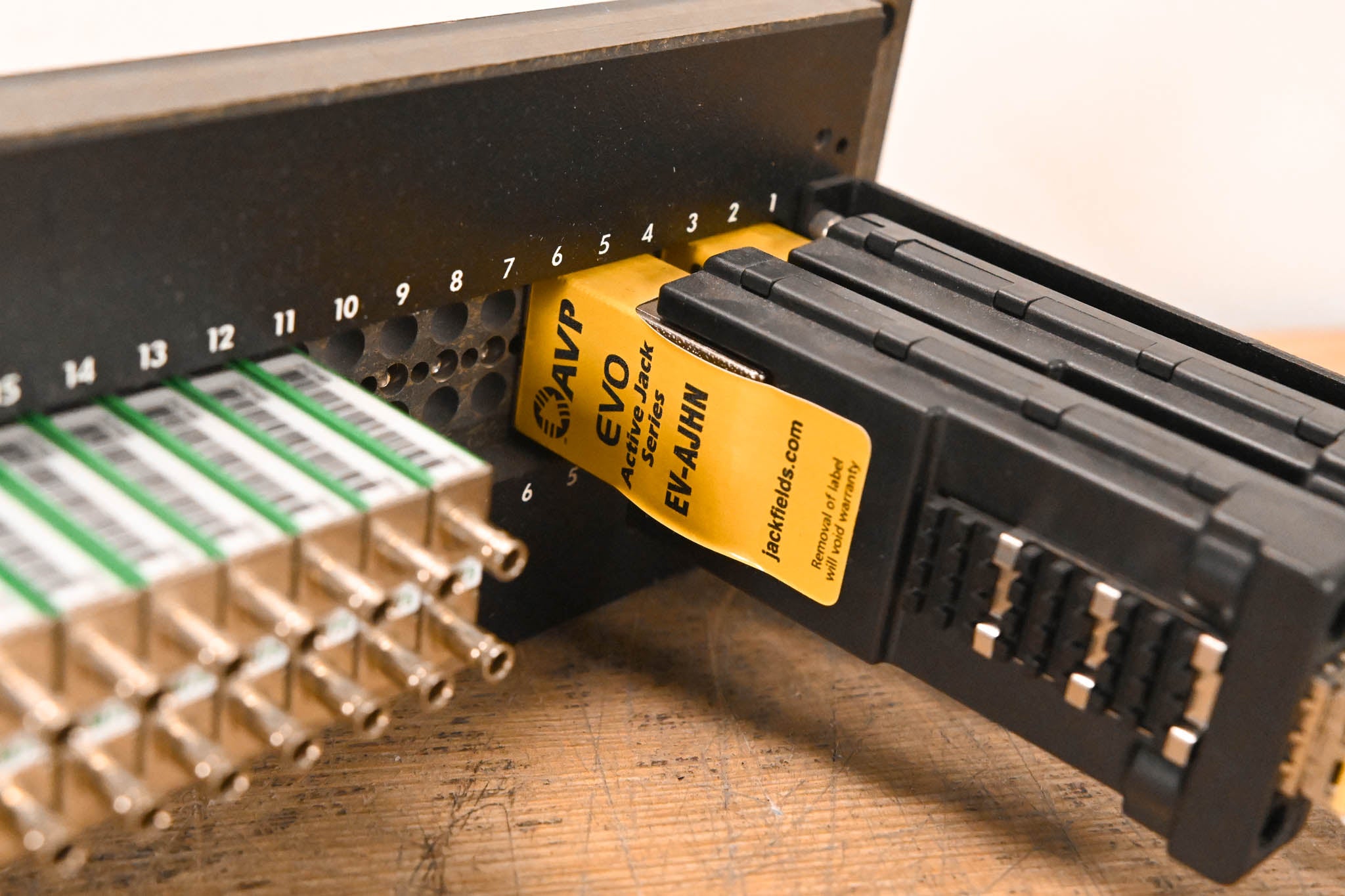 AVP SuperHD Micro 3G Video Patchbay 2RU w/ KMN75, KM75 & EV-AJHN Modules