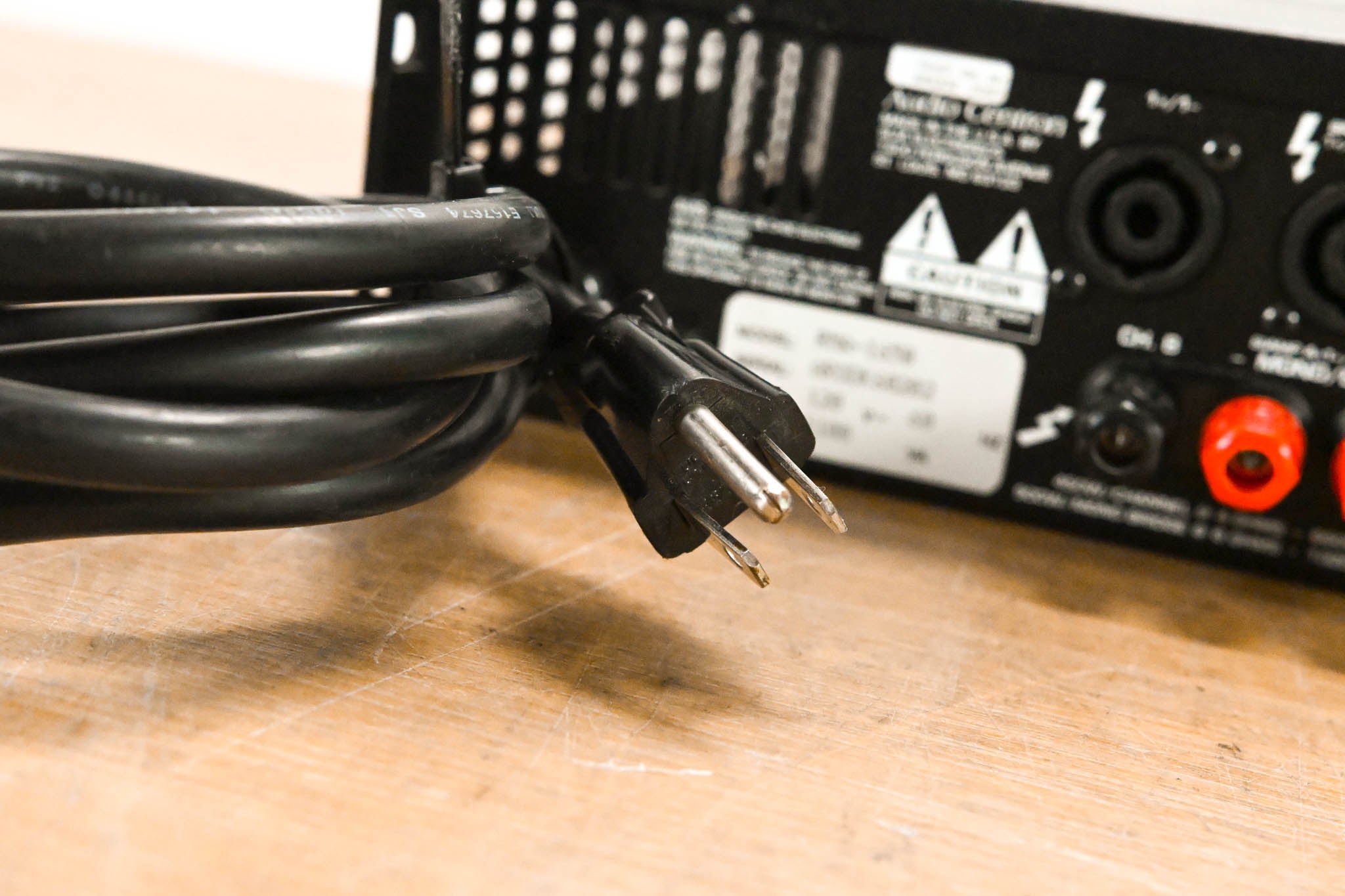 Audio-Centron RMA-1650 1300W Stereo Power Amplifier