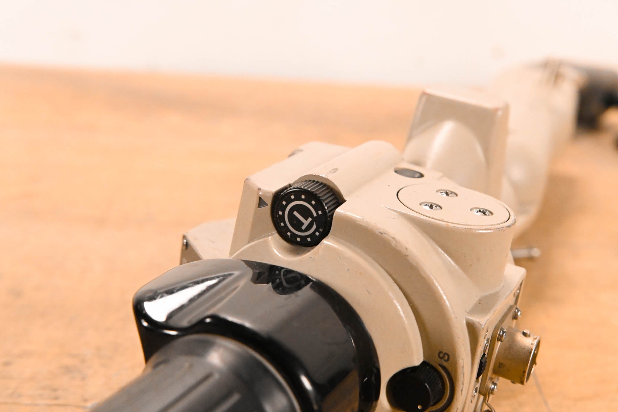 Fujinon ERD-71B Large Box Lens Zoom Demand Handle