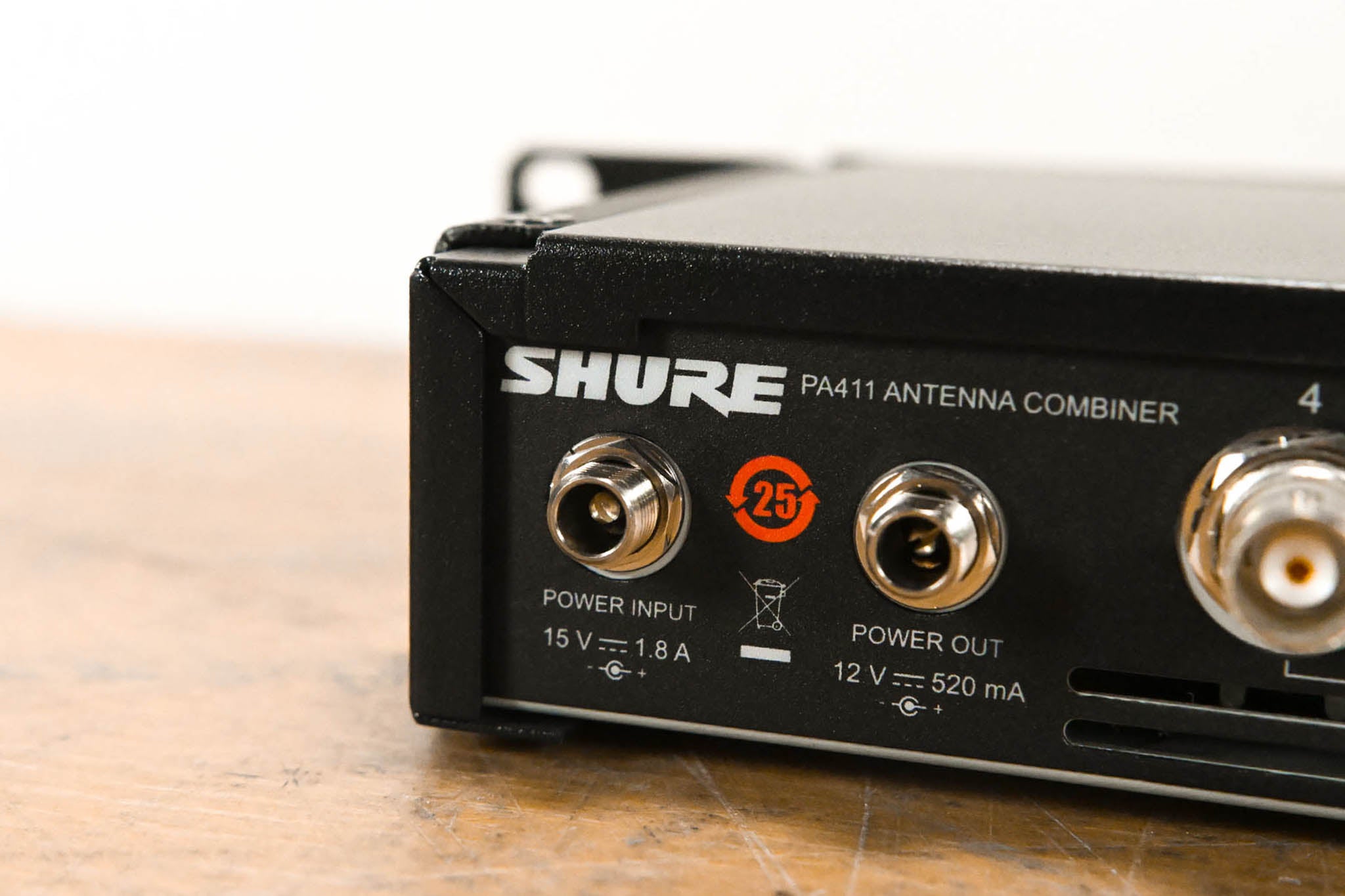 Shure PA411 Antenna Combiner for PSM 300 Series Wireless NO POWER SUPPLY