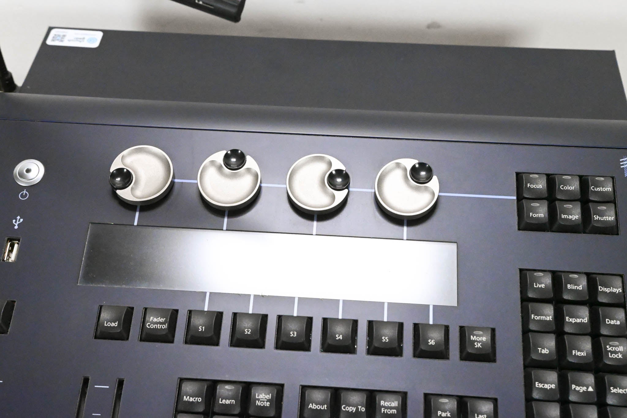 ETC ION 1000 Lighting Console